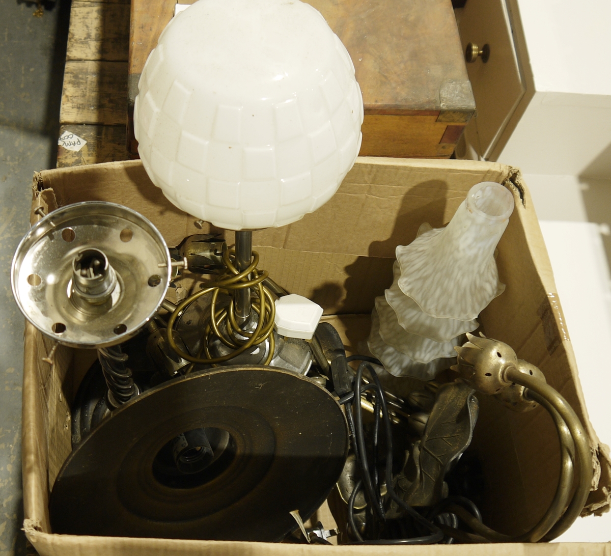 Assorted mid-20th century table lamps, an Art Nouveau-style table lamp and two boxed Tarogo Himalaya - Image 2 of 3