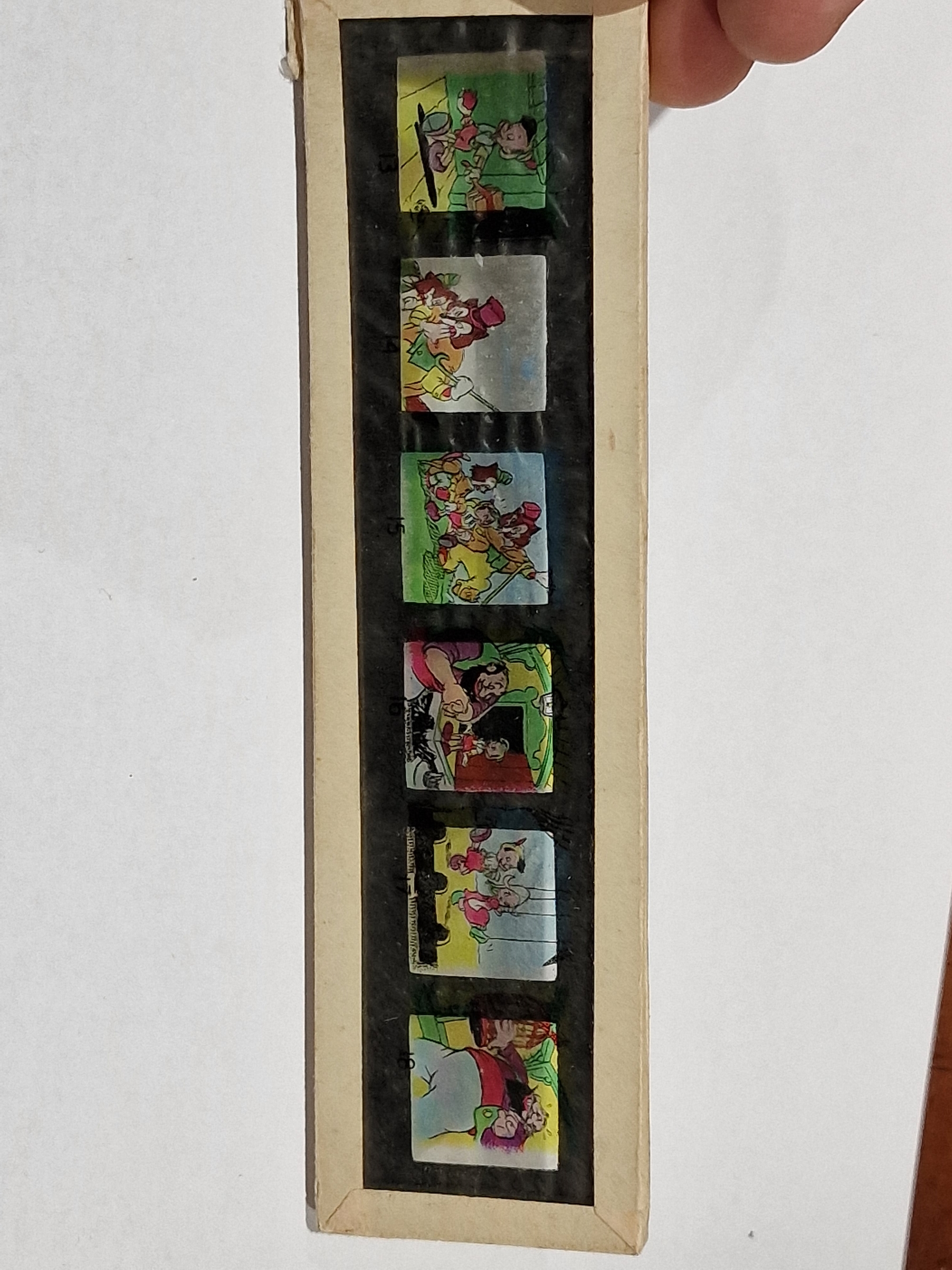 Set of six Snow White and the Seven Dwarves lantern slides, six Walt Disney Pinocchio slides in - Image 4 of 16