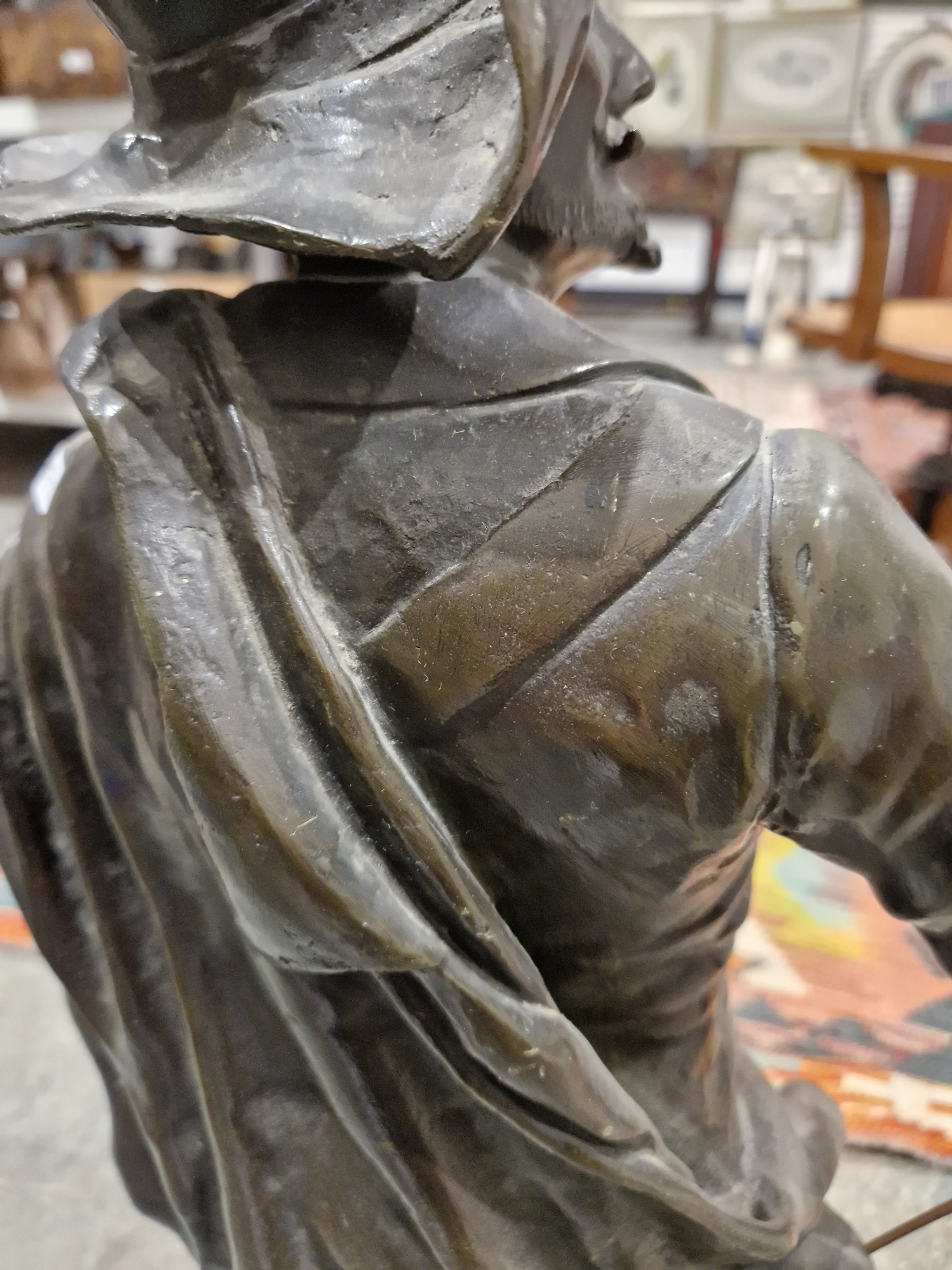 Lucien Eugen Olivier Heurtebise (1867-1944) bronze figure, musketeer, signed, with circular scroll - Image 9 of 18