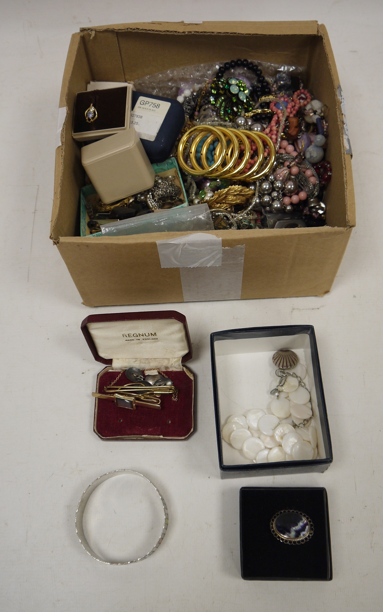 Quantity tie bars, costume jewellery, two drawer horseshoe-shaped cardboard jewel box, quantity