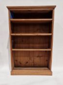 Early 20th century oak bookcase having three adjustable shelves, 128cm high x 86cm wide x 34cm deep