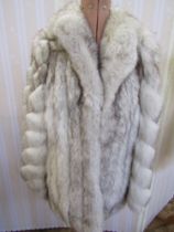 Saga Fox jacket c. 1990s size medium Condition Report This Fox fur jacket shows no signs of any