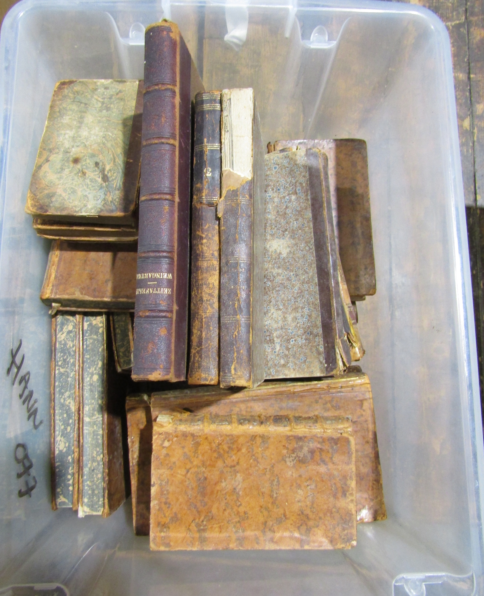 Antiquarian interest - leather bindings , for restoration, texts mainly in French ( 1 box) - Image 2 of 4