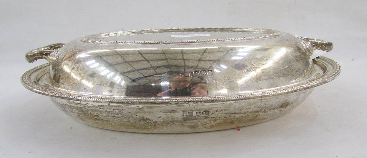 George VI silver lidded entree serving dish by Walker & Hall, with reeded border hallmarked