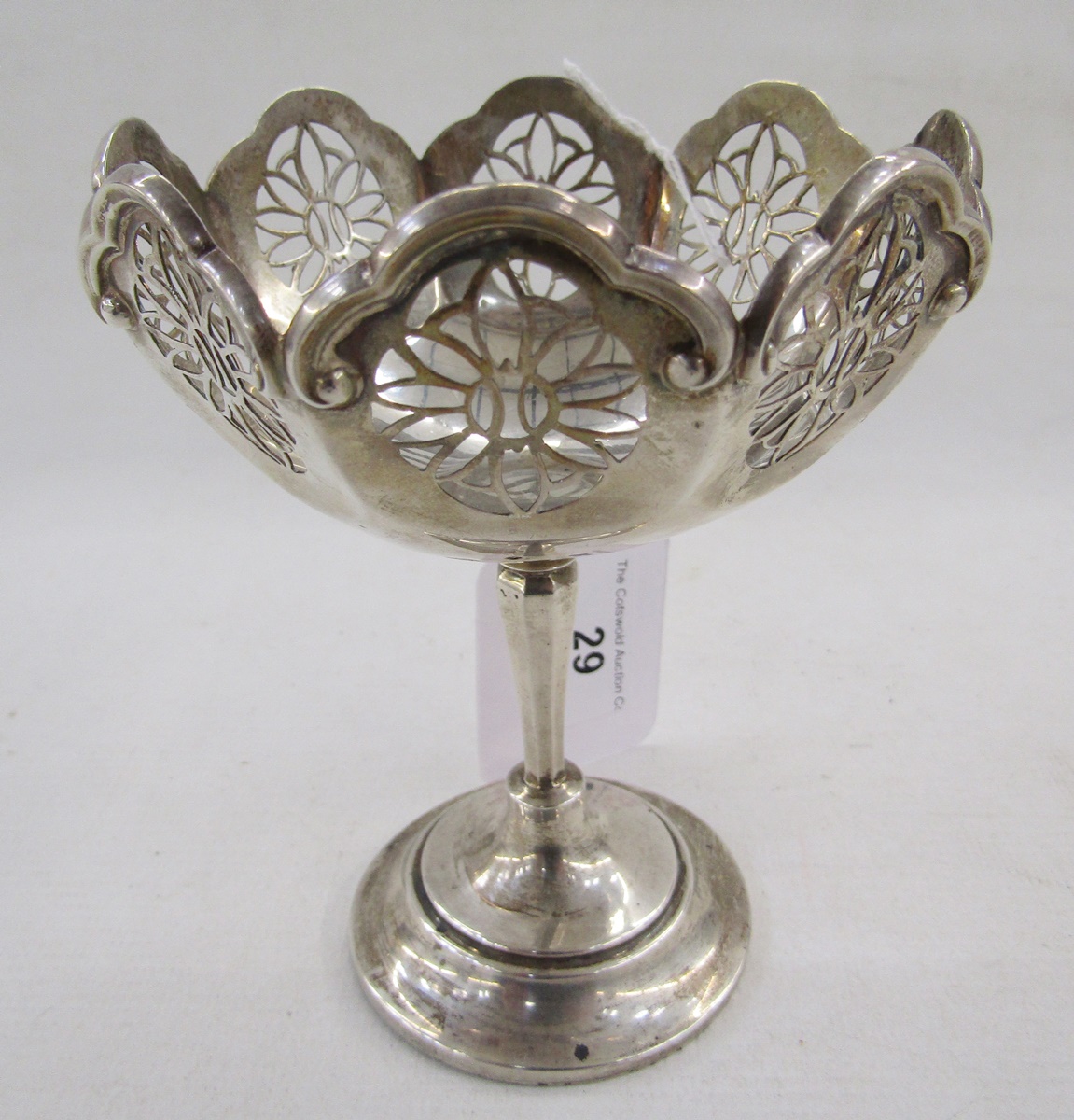 George V silver bon bon dish by Mappin & Webb, with pierced filigree border, on slender stem with - Image 3 of 4