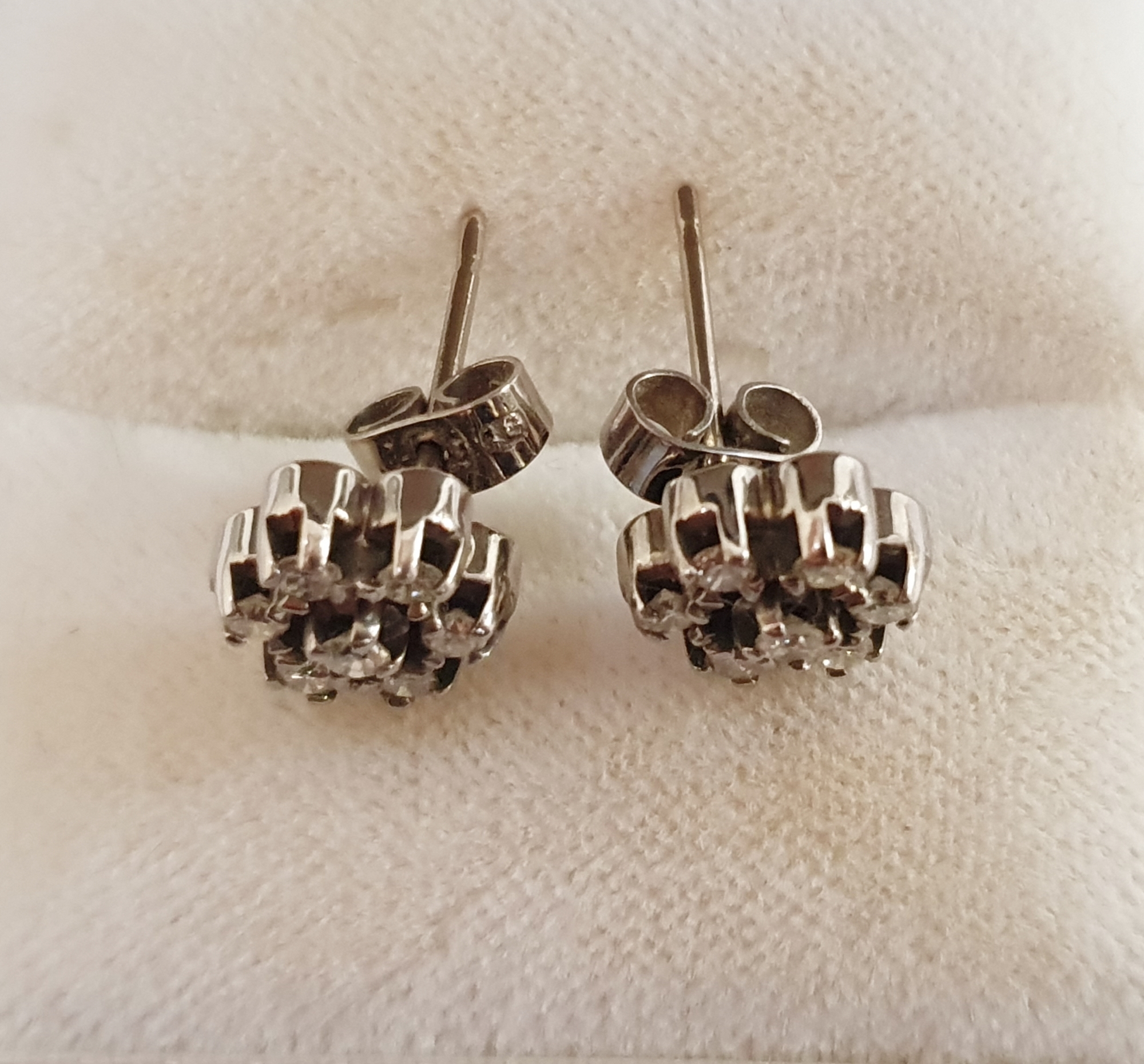 Pair 18ct white gold and diamond cluster earrings - Image 2 of 2