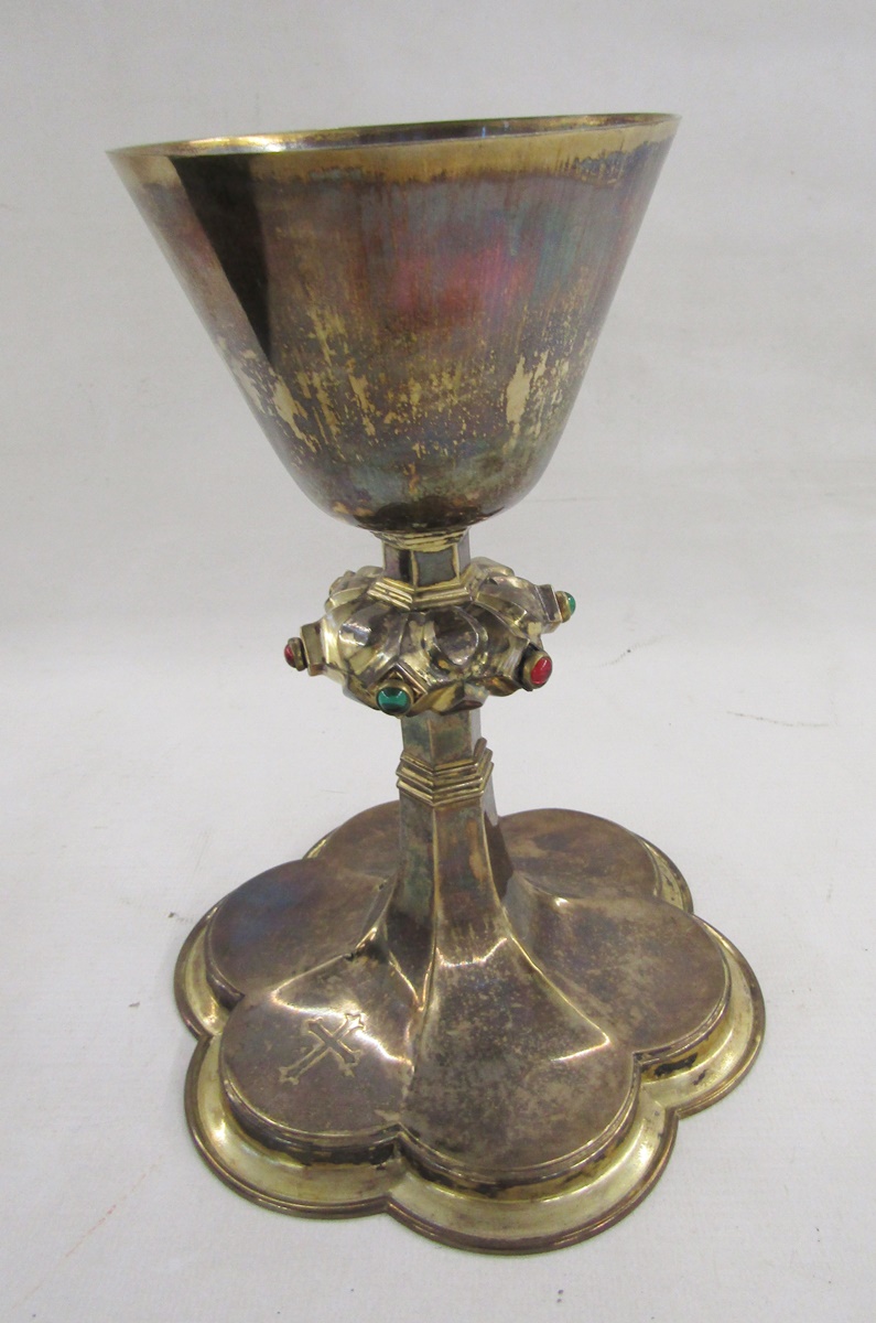 Silver-gilt chalice with tapered bowl, the lobed knop inset with cabochon green and red glass - Image 4 of 8