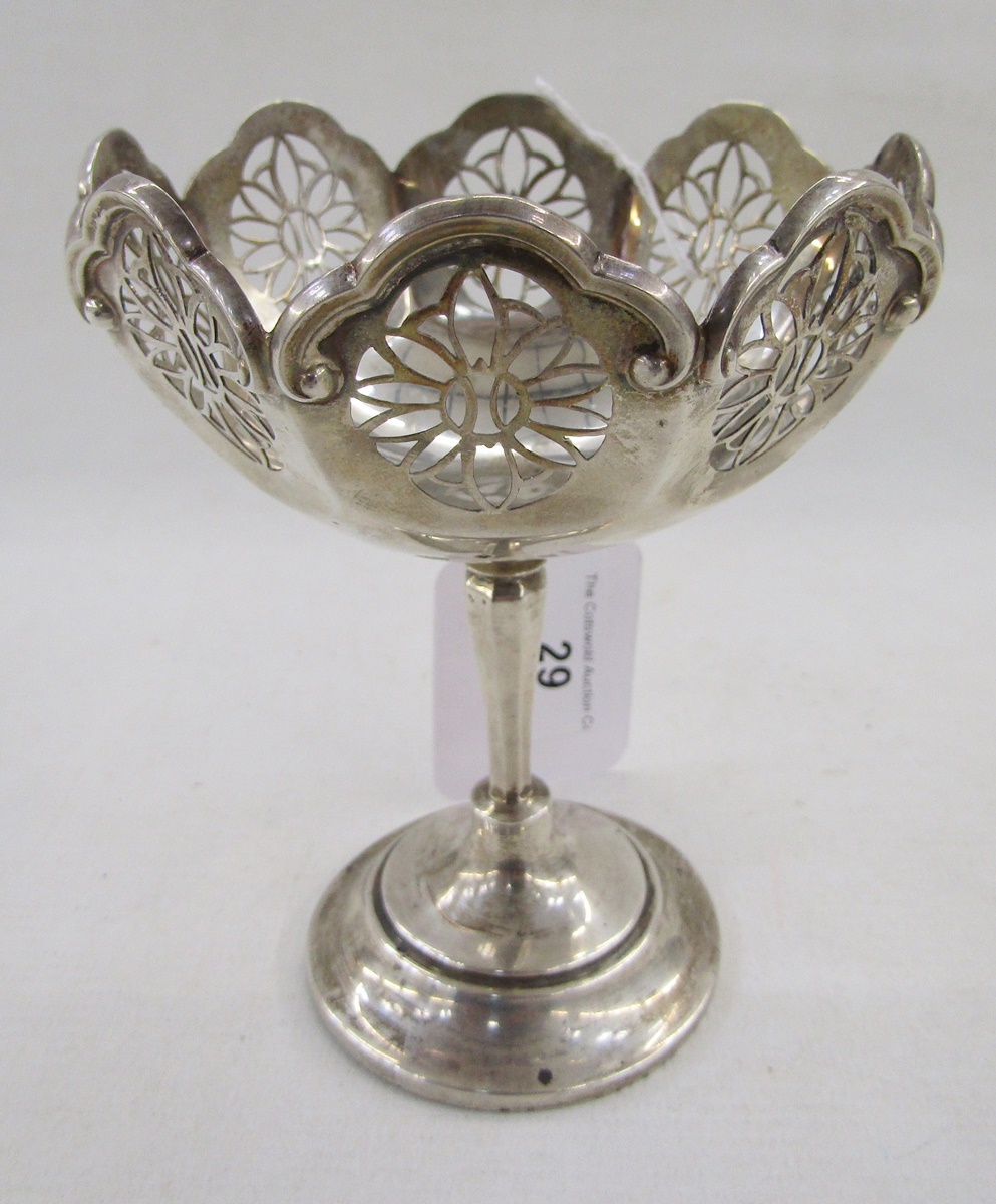 George V silver bon bon dish by Mappin & Webb, with pierced filigree border, on slender stem with - Image 2 of 4
