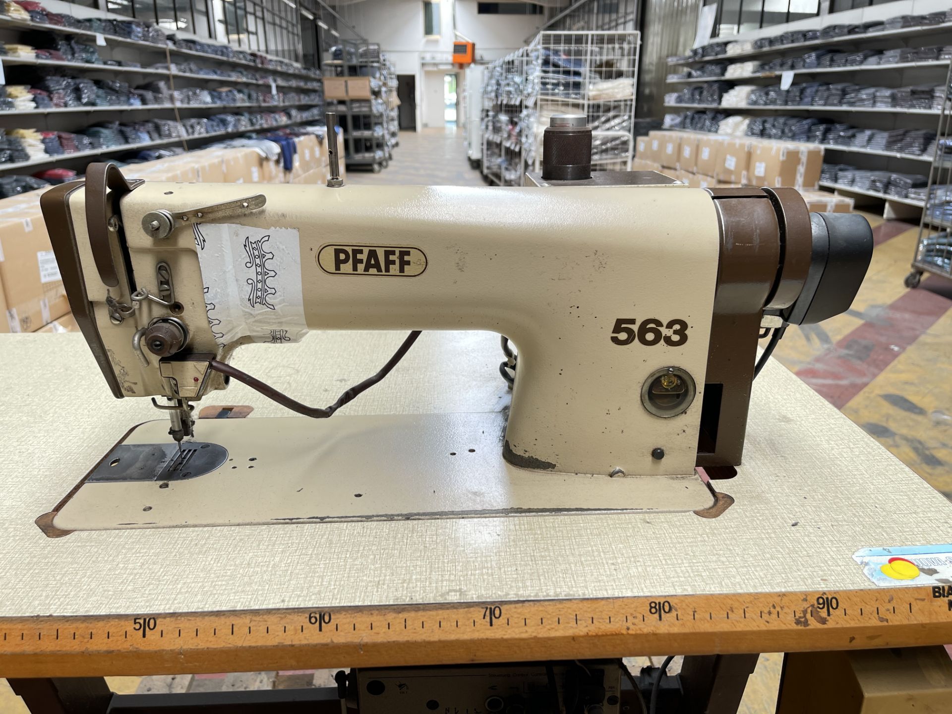 Pfaff 653 Industrial Sewing machine. S/No 347531 - Image 3 of 7