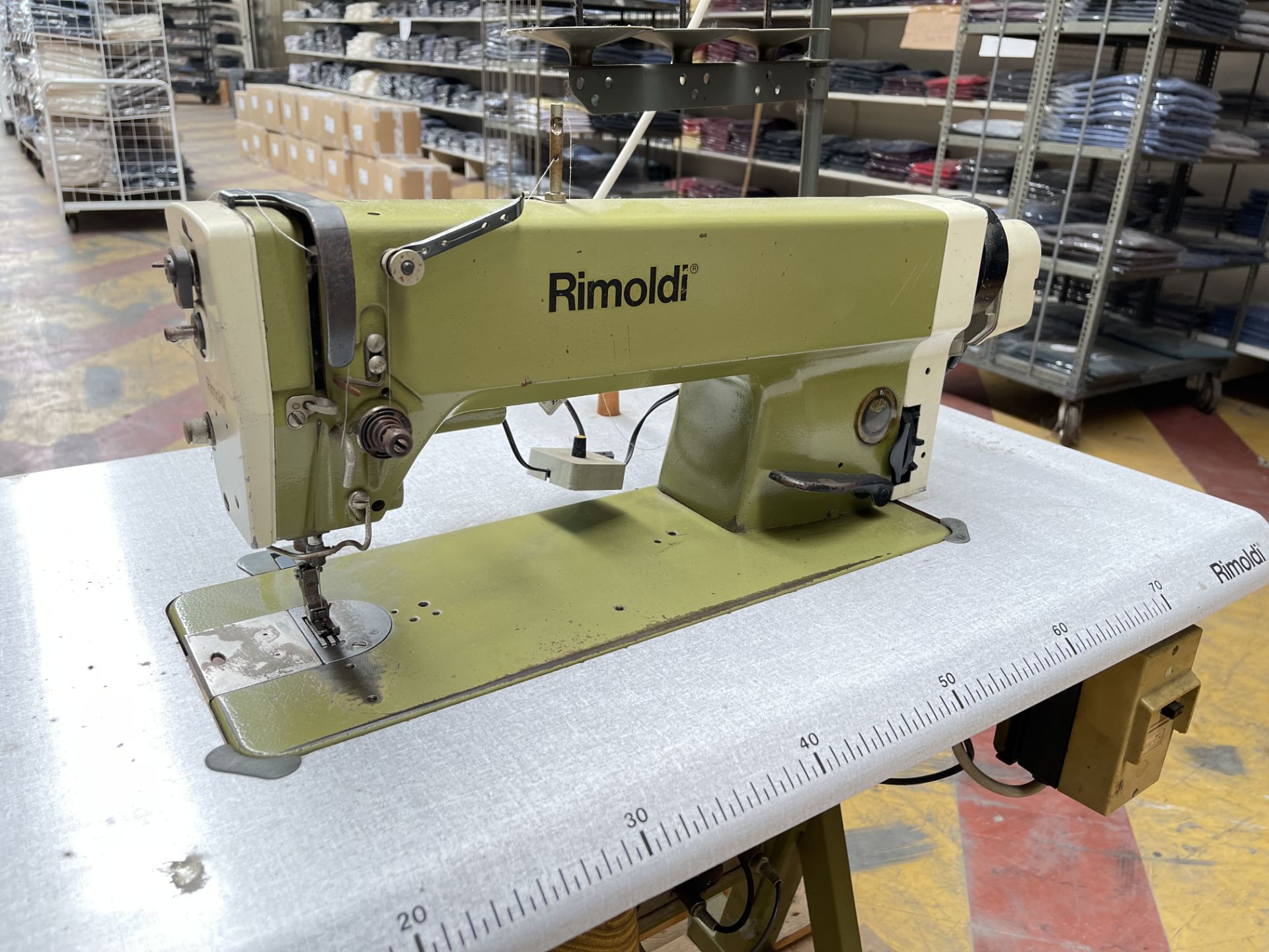 Rimoldi 100-1500-00M Industrial Sewing Machine. S/No 254 116 - Image 3 of 6