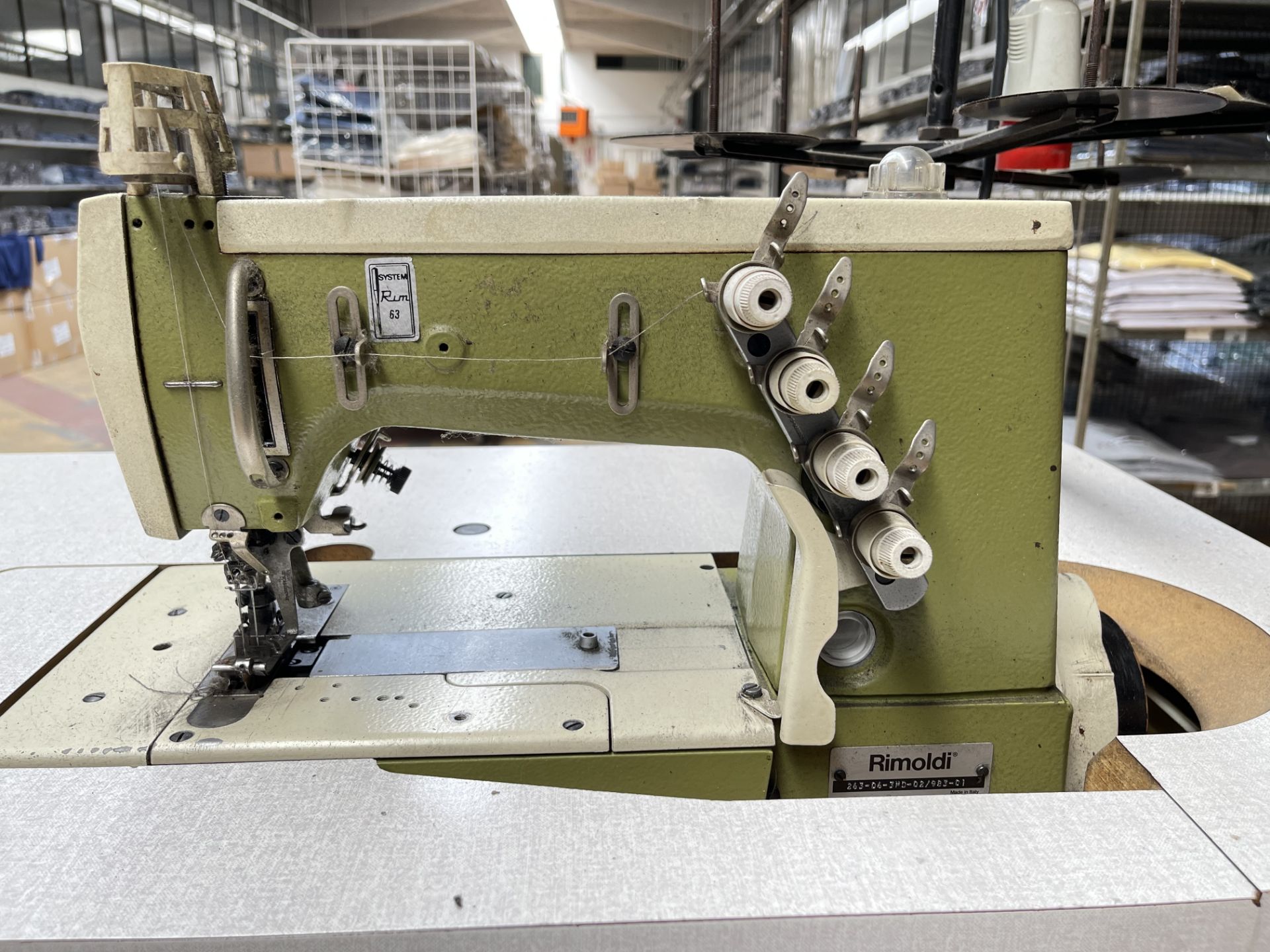 Rimoldi 263 06 3MD-02/903-01 Industrial Sewing machine. S/No 844107 - Image 3 of 8