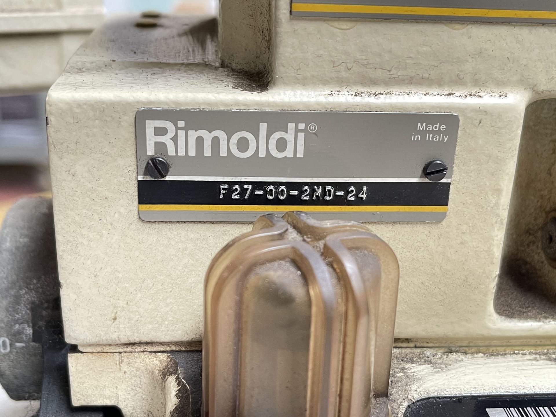 Rimoldi Vega F27-00-2MD-24 Overlocker Sewing machine. S/No 01200896 - Image 10 of 11