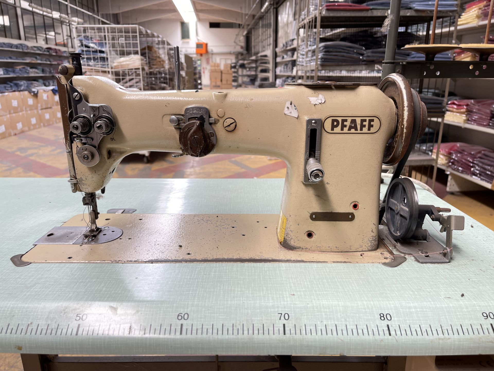 Pfaff Industrial Sewing machine. S/No 138 6BSX4 5 - Image 3 of 7