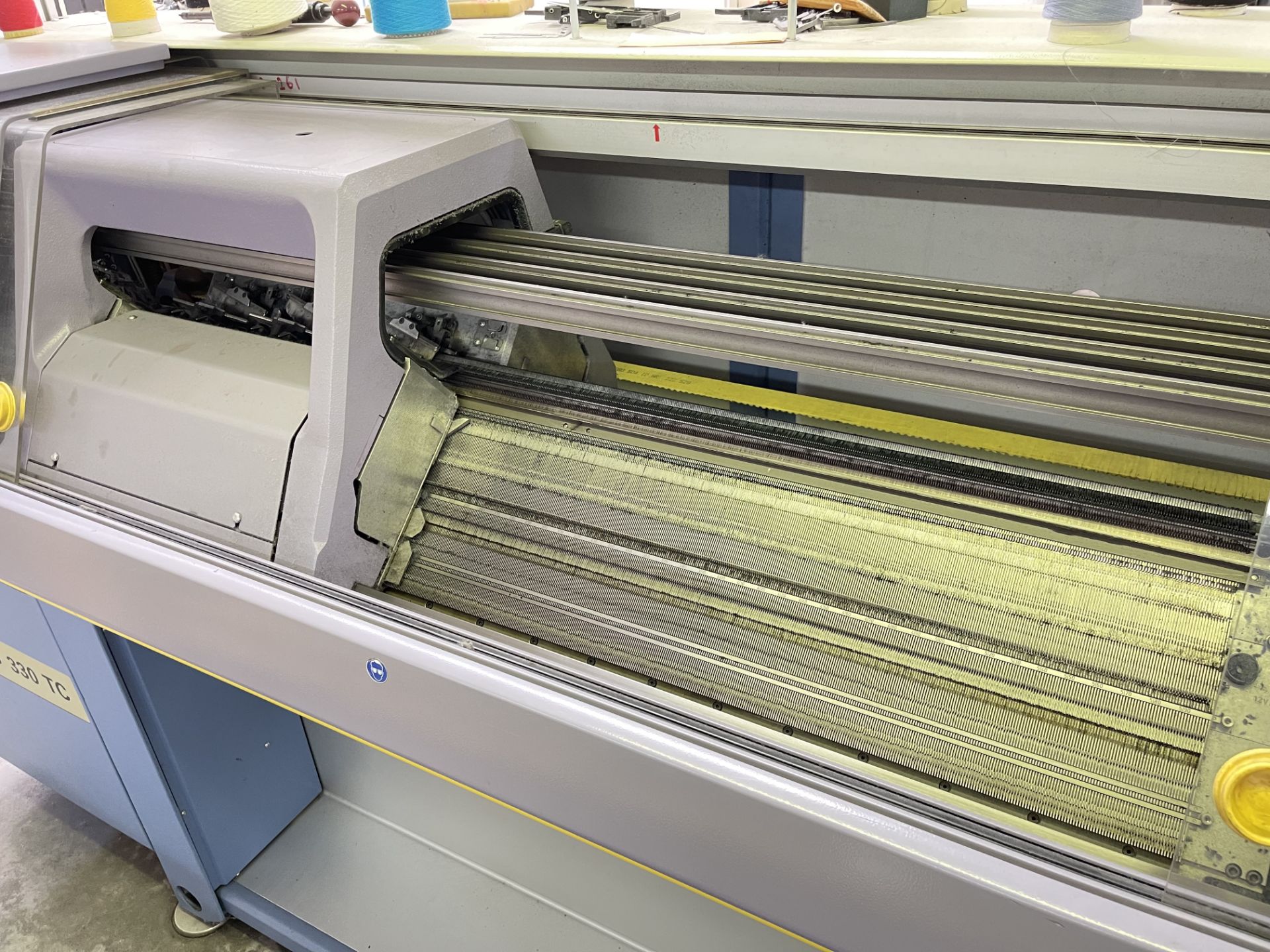 Stoll CMS 330TC Type 557 000 Flat Bed Knitting Machine - Image 6 of 8