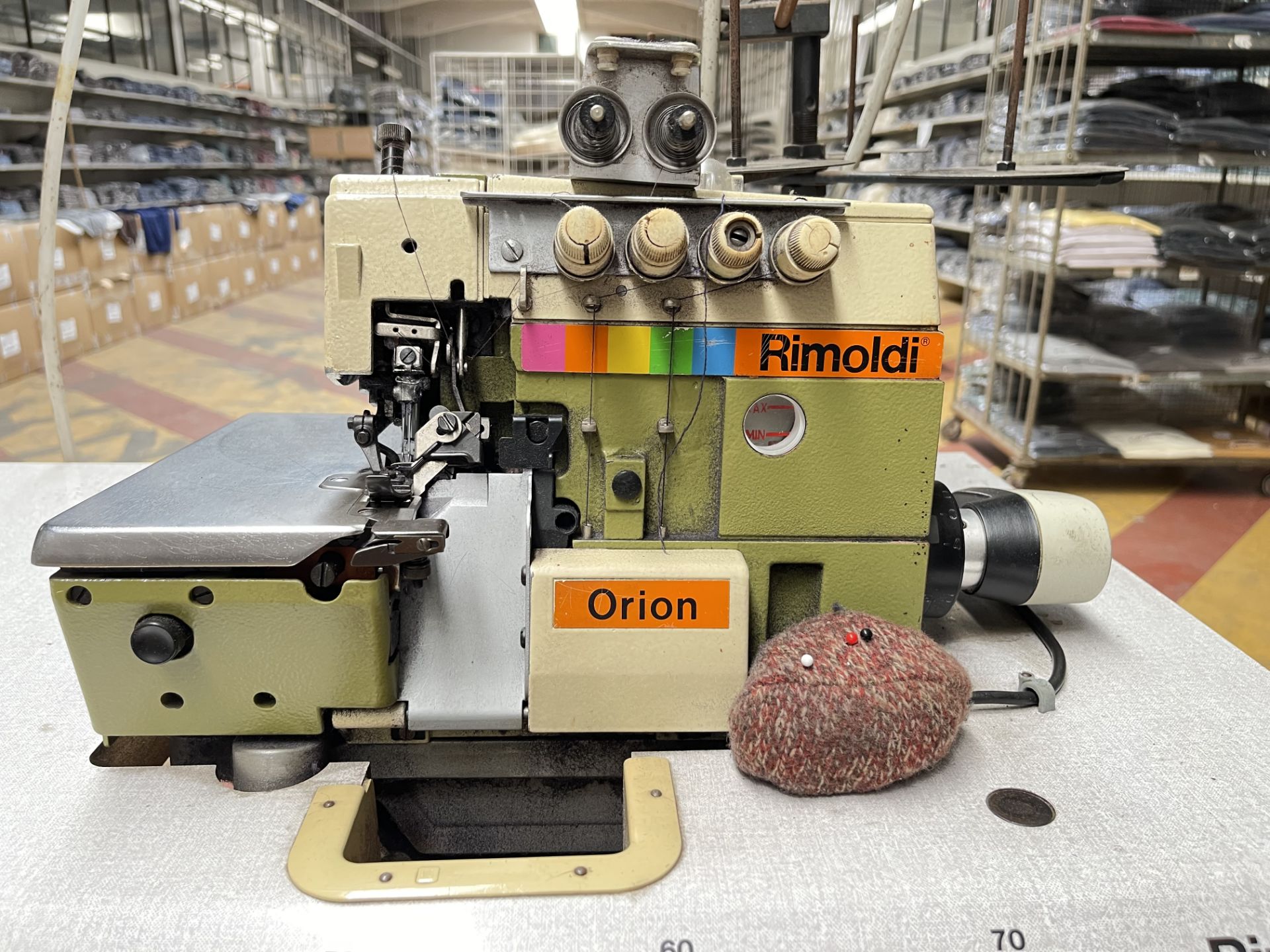 Rimoldi Orion 627-00-2MD-02\208-93 Overlocker Sewing machine. S/No 1016798 - Image 3 of 10