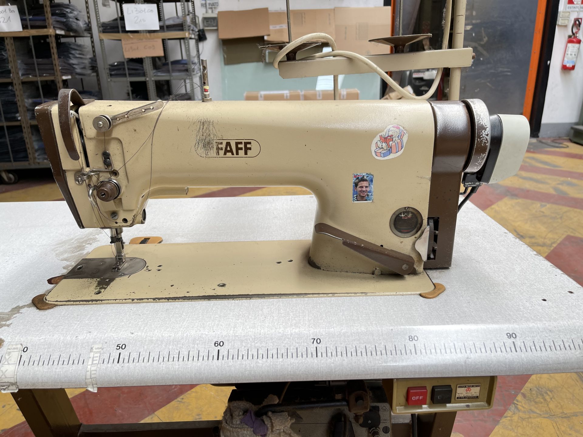 Pfaff 463-900\57 Industrial Sewing machine. S/No 1418823 - Image 3 of 7