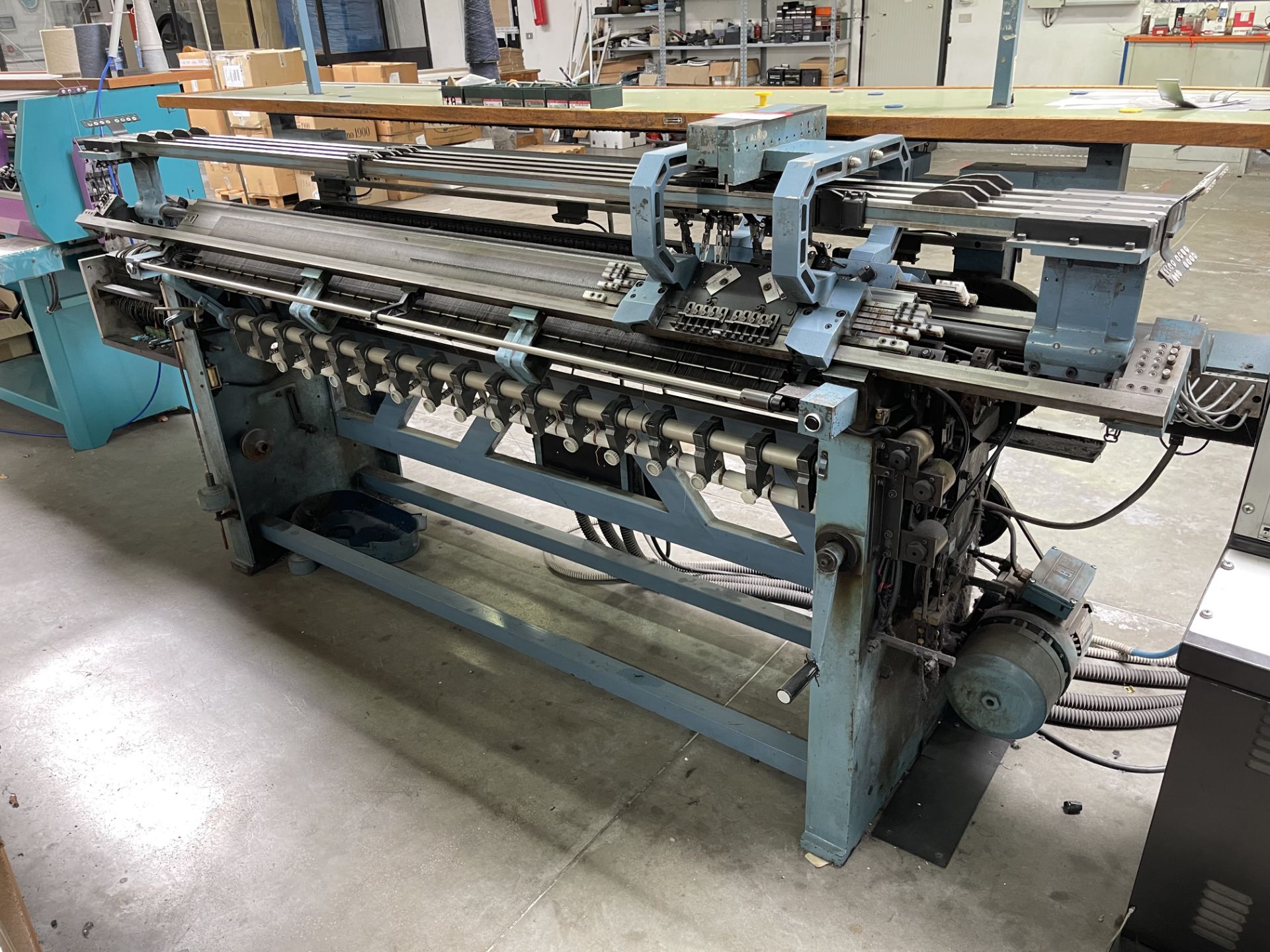 Omega JS 24 Type 12/160 Flat Bed Knitting Machine