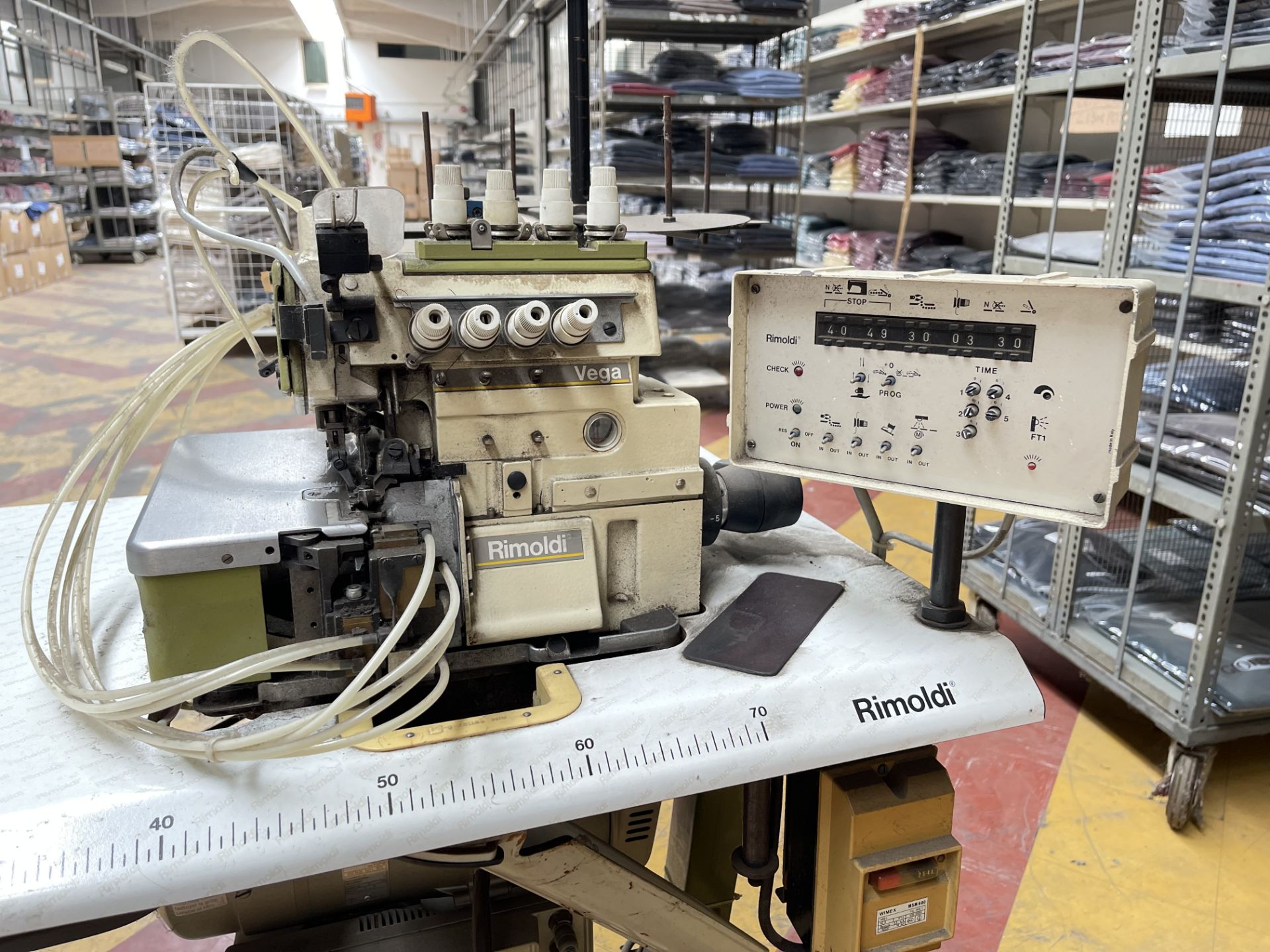 Rimoldi Vega F27-00-2MD-24 Overlocker Sewing machine. S/No 01200896 - Image 3 of 11