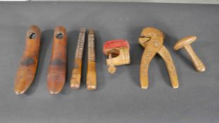 A group of treen and folk art items, including a Scandinavian chip carved shoe stretcher.