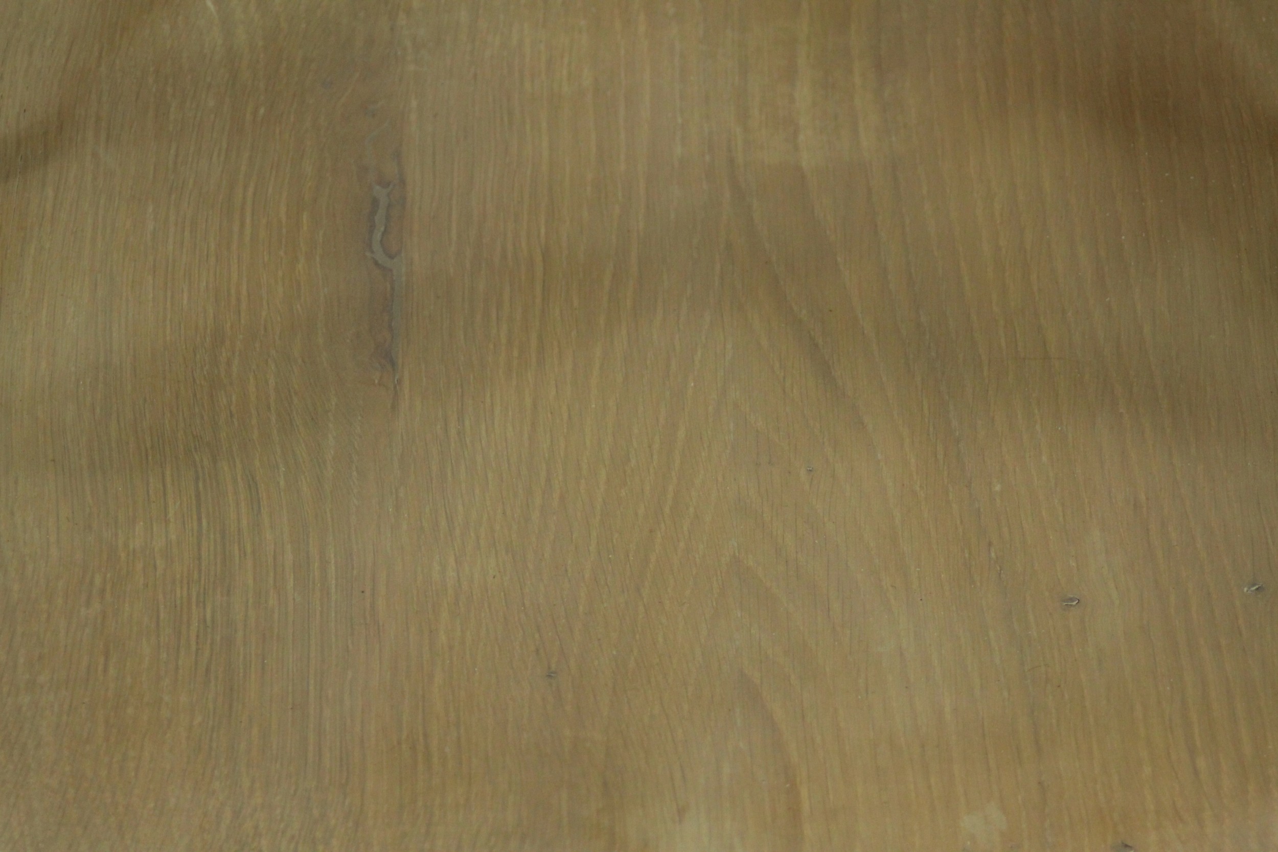 A pair of late 20th century oak Windsor carver chairs, with a comb back above a shaped seat on - Image 8 of 10