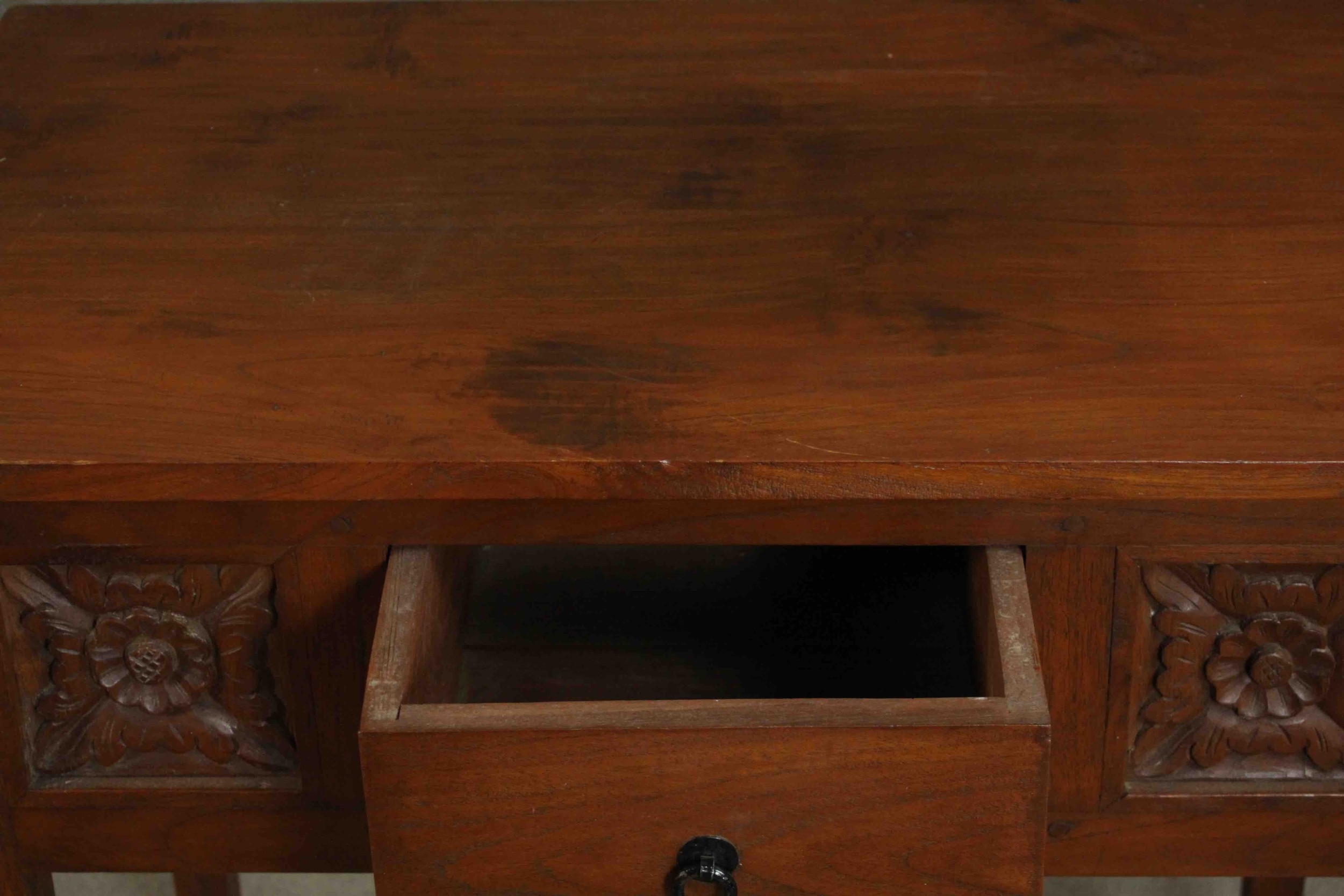 A contemporary Eastern hardwood lowboy, the rectangular top over a single drawer flanked by two - Image 6 of 8