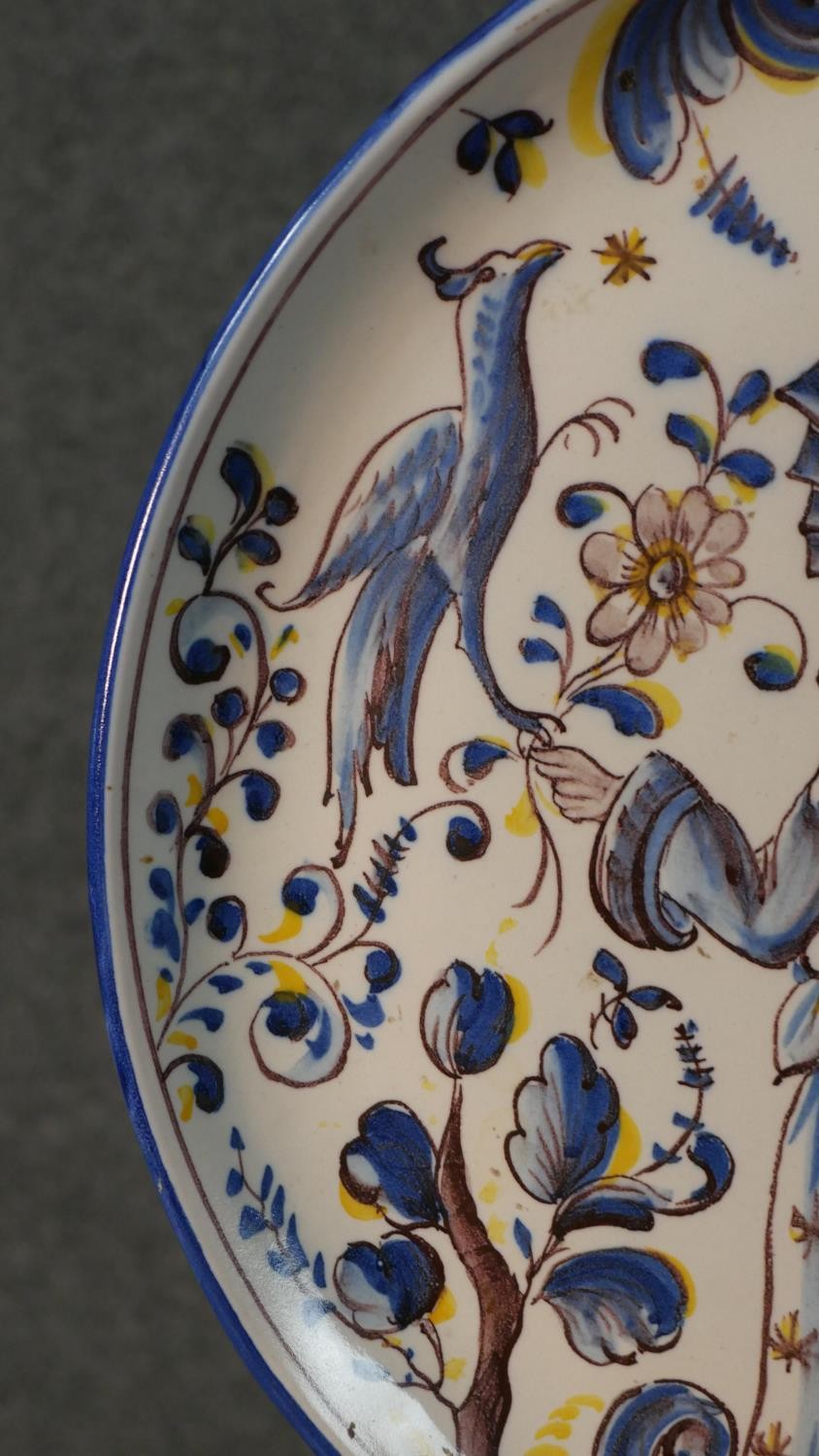 A FCA Sant'Anna Portuguese hand painted ceramic charger with a lady and a bird in the garden along - Image 5 of 10