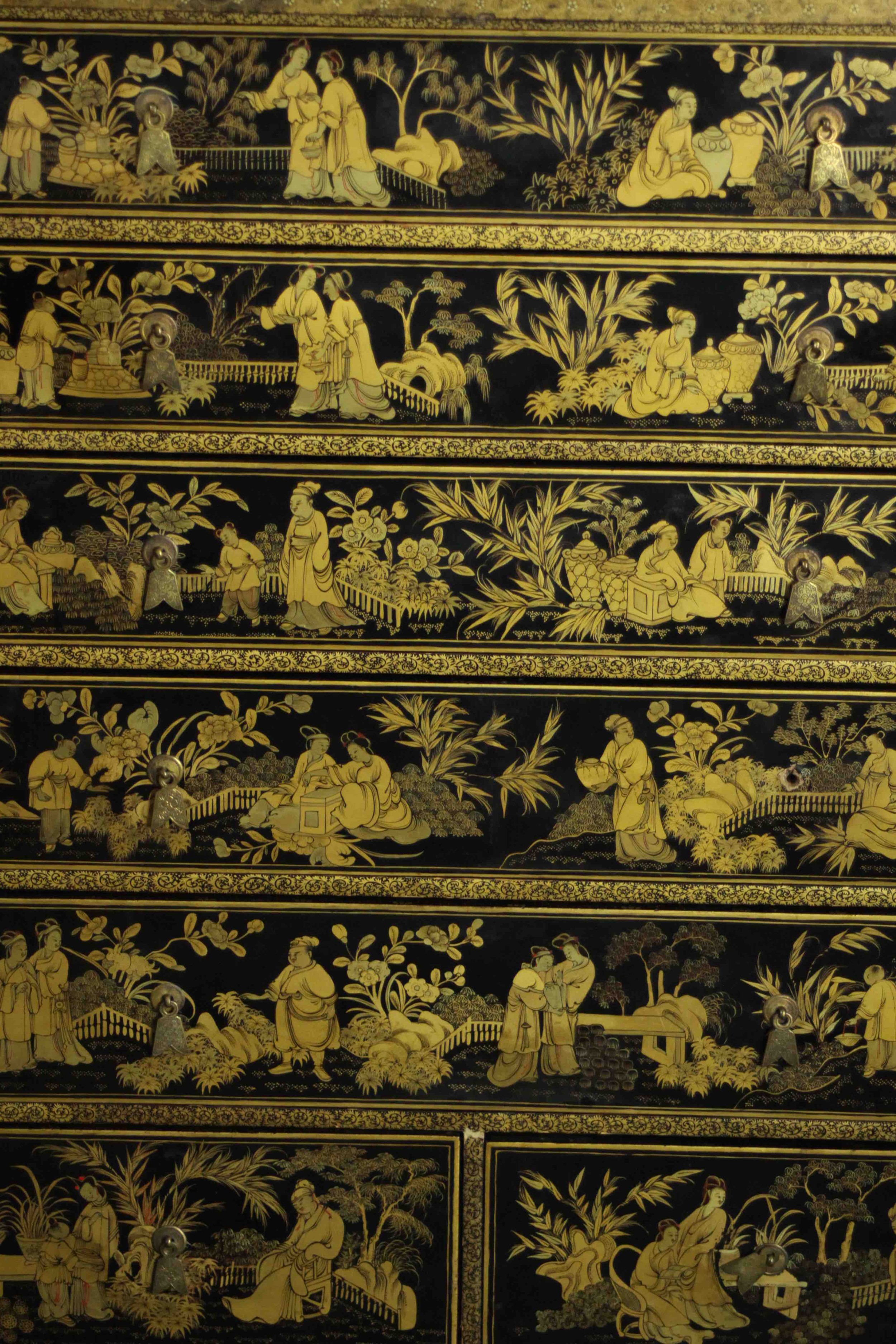 A 19th century Chinese gilt and lacquered table top cabinet with all over hand painted decoration - Image 4 of 7