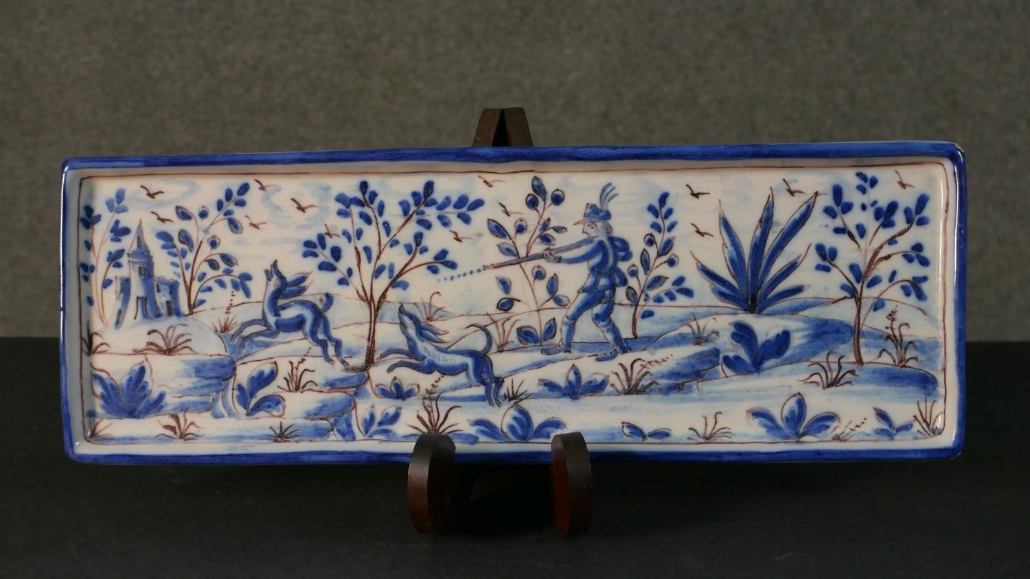 A FCA Sant'Anna Portuguese hand painted ceramic charger with a lady and a bird in the garden along - Image 7 of 10