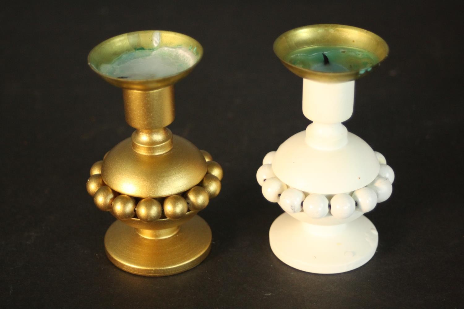 Two sets of Aarikka Finnish golden and white carved candlesticks with beaded detailing. One of - Image 3 of 6