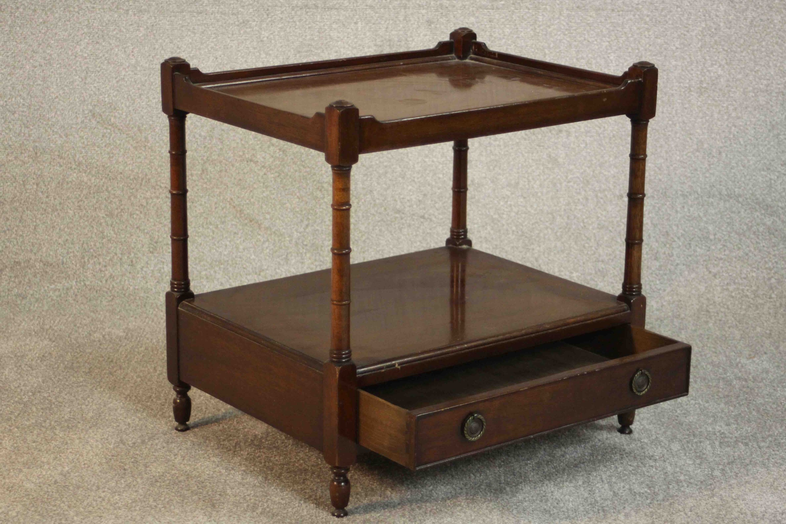 A George III style mahogany lamp table, of rectangular form with a gallery top on turned supports - Image 5 of 6