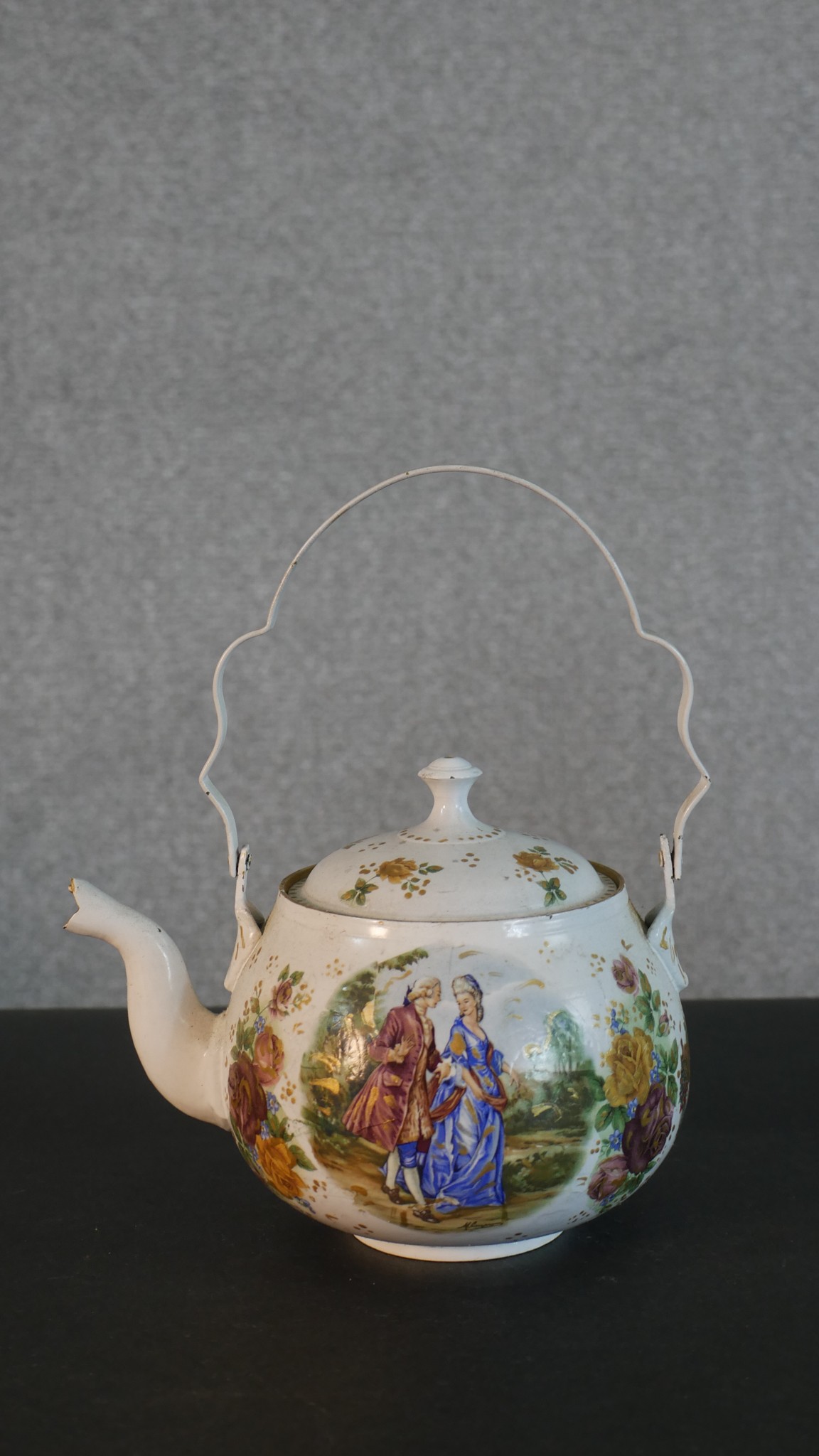 A collection of eight 19th and 20th century tea pots, including a barge ware ceramic tea pot and - Image 5 of 12