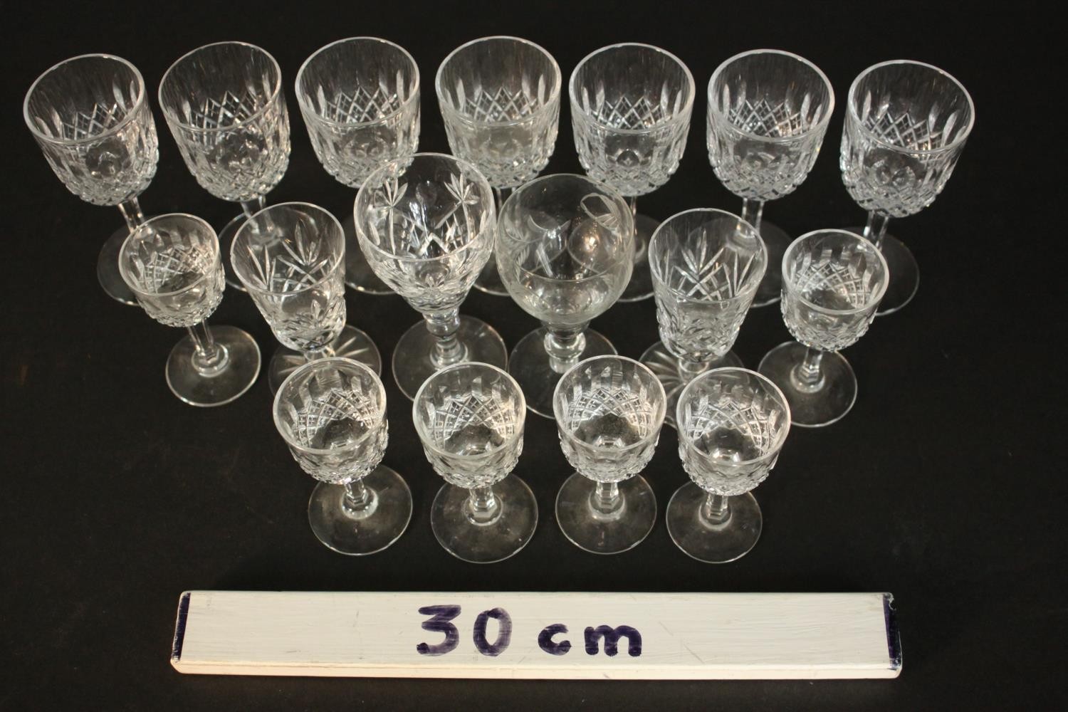 A collection of seventeen pressed glass and cut crystal sherry/liqueur glasses with various - Image 2 of 5