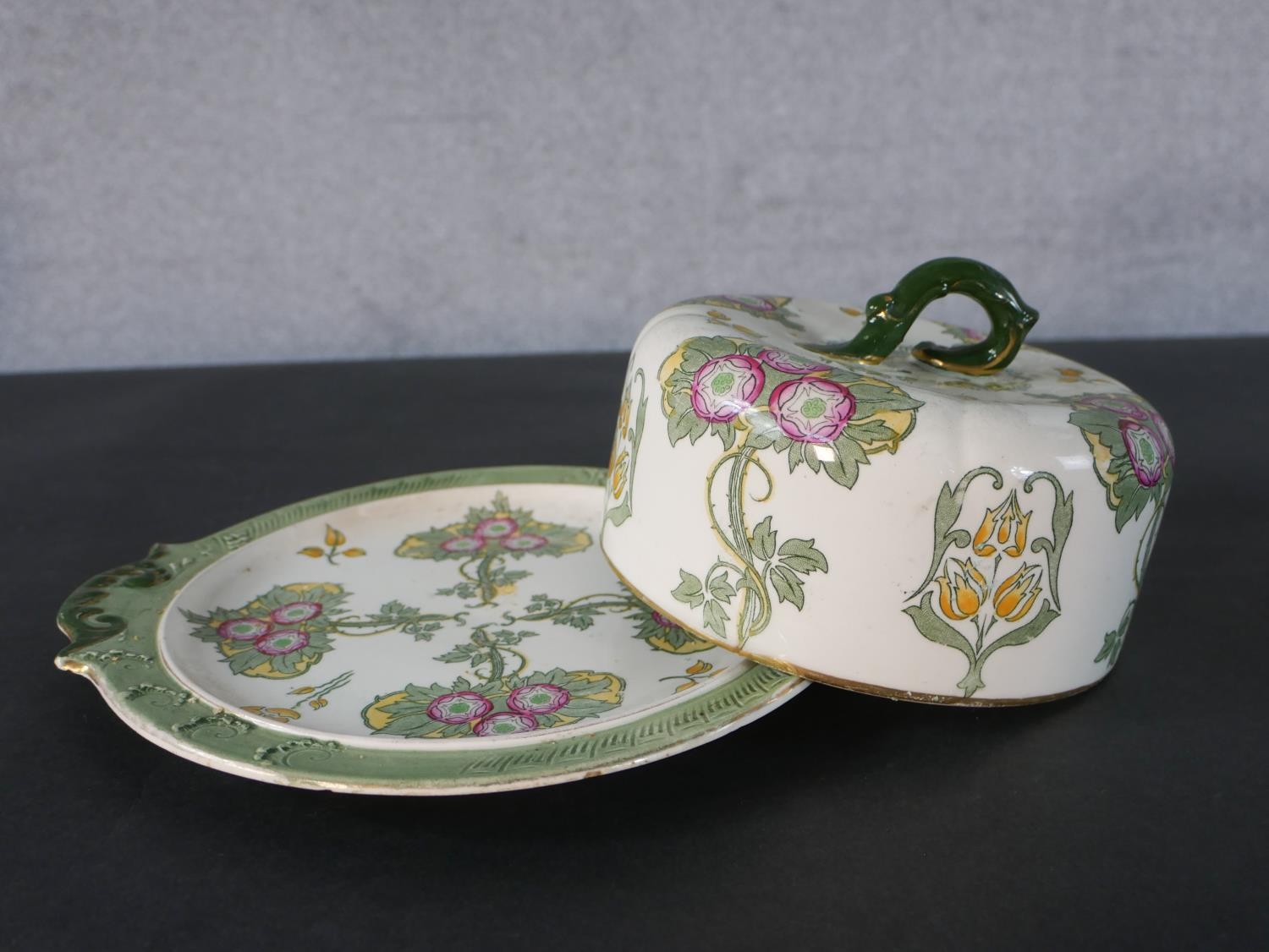 A collection of mixed studio pottery and ceramics, including a Royal Doulton Art Nouveau floral - Image 8 of 10