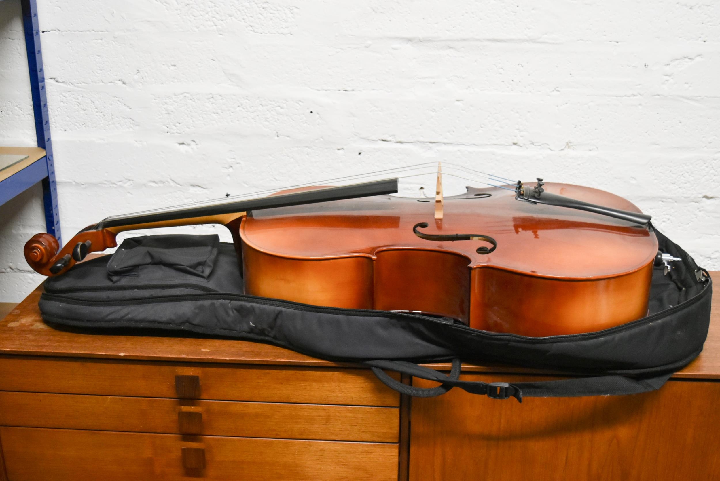 A modern cello and carrying case. - Image 10 of 10