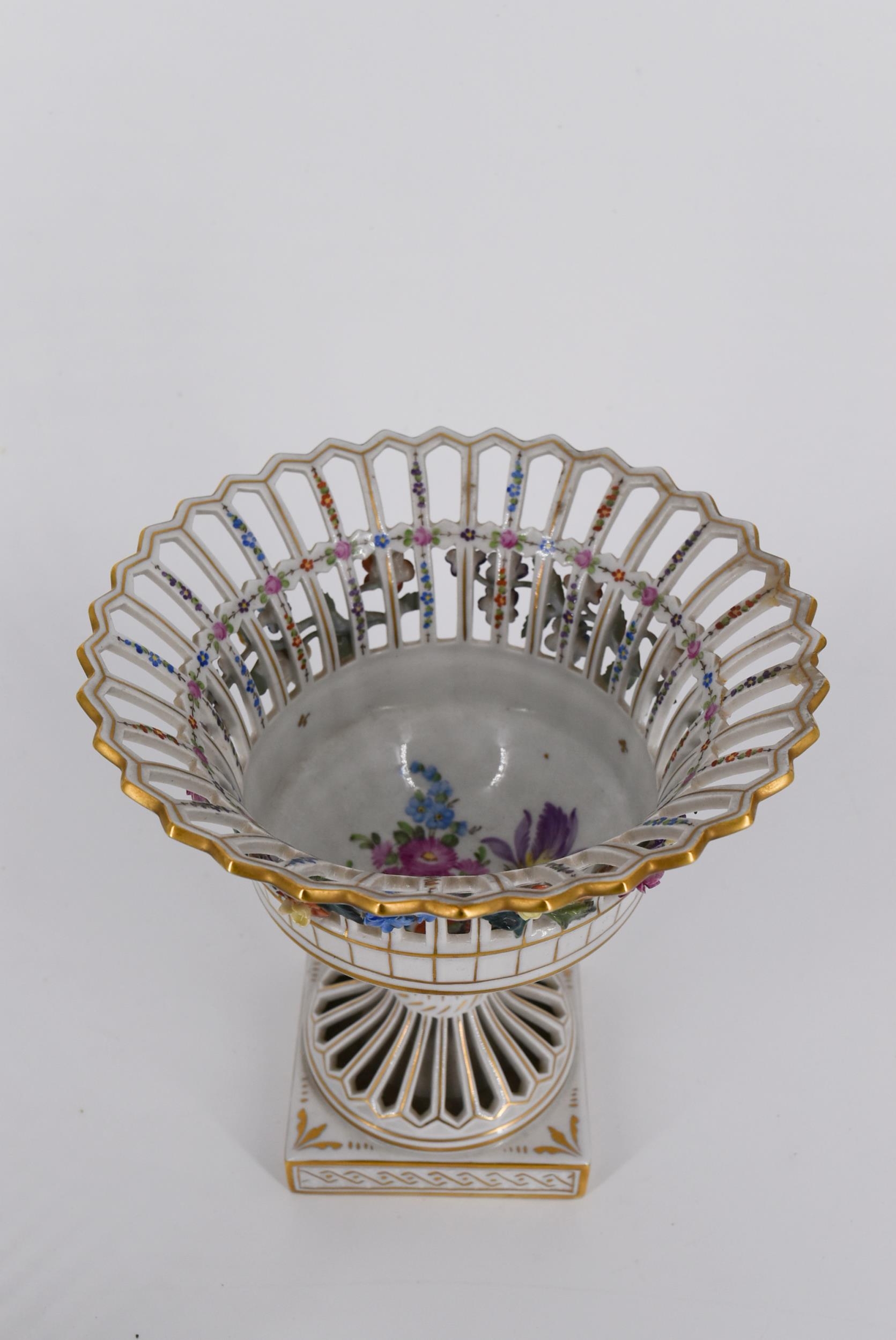 A 20th century Dresden porcelain comport, with a pierced and flared rim, encrusted with flowers, - Image 3 of 8