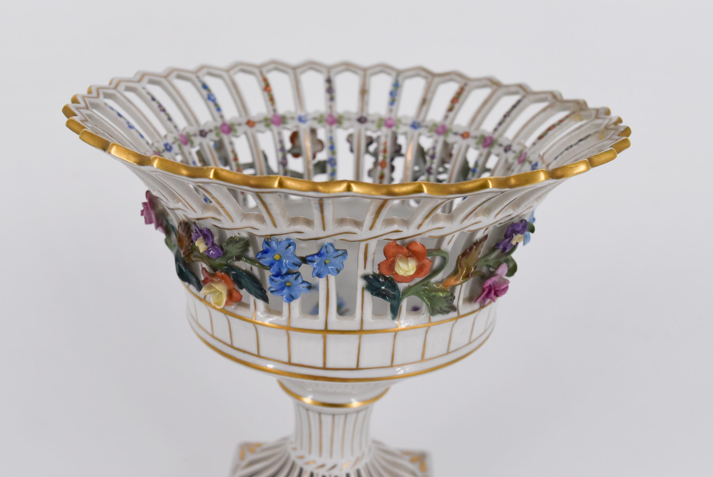 A 20th century Dresden porcelain comport, with a pierced and flared rim, encrusted with flowers, - Image 4 of 8