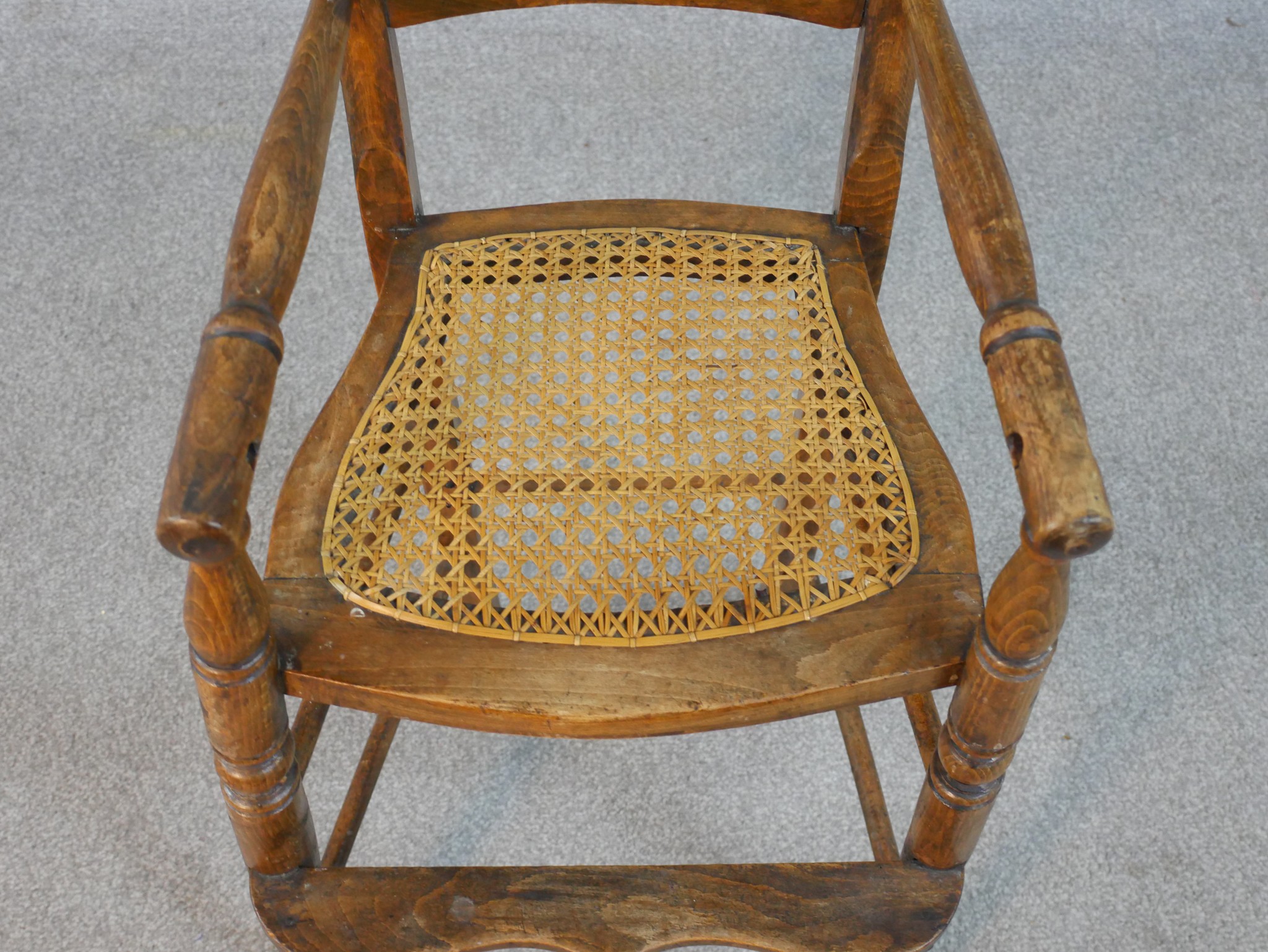 A 19th century beech child's high chair. - Image 4 of 5