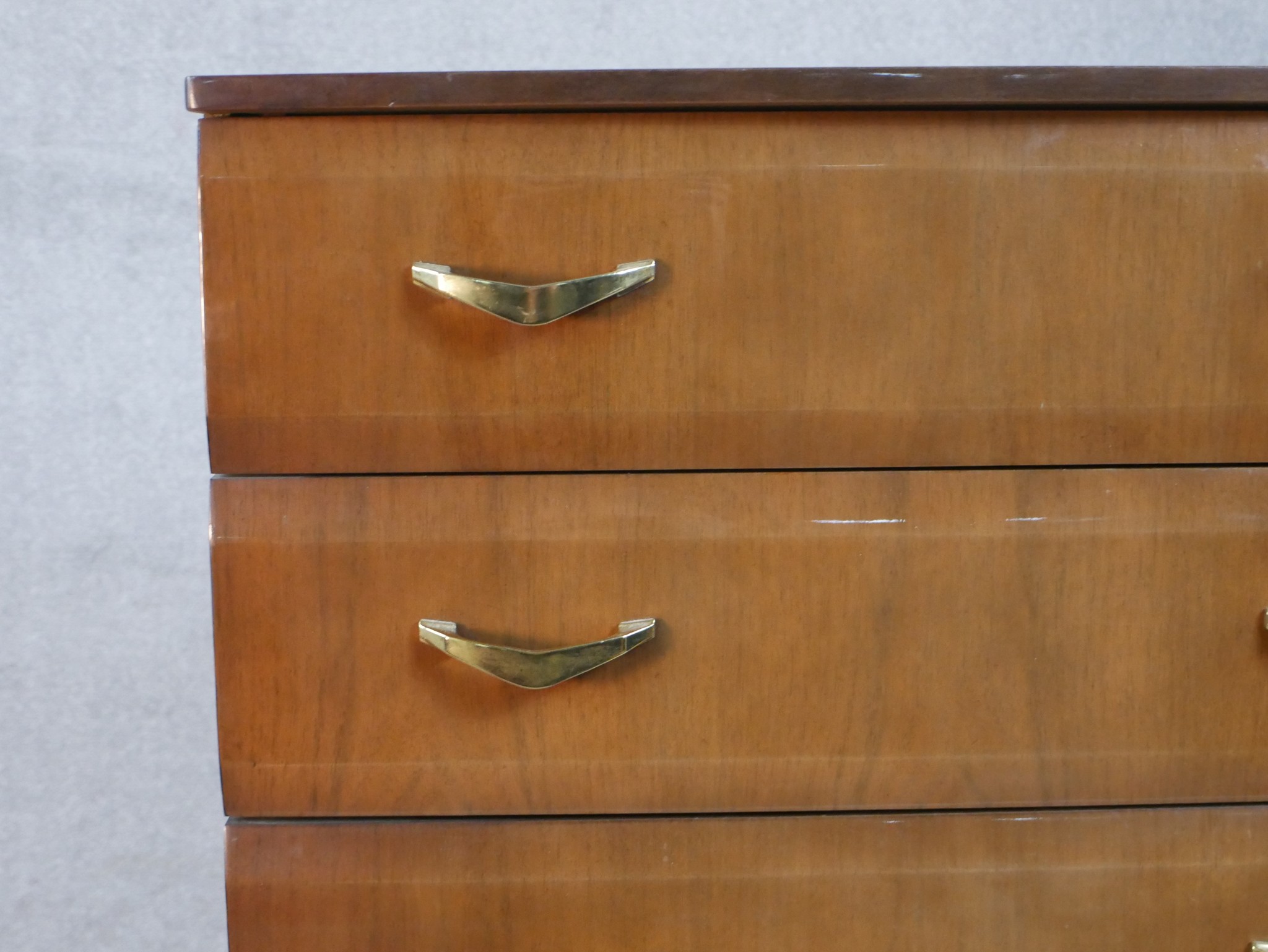 A mid century vintage laminated tallboy chest by Meredew Furniture. H.113 W.66 D.42cm - Image 5 of 7