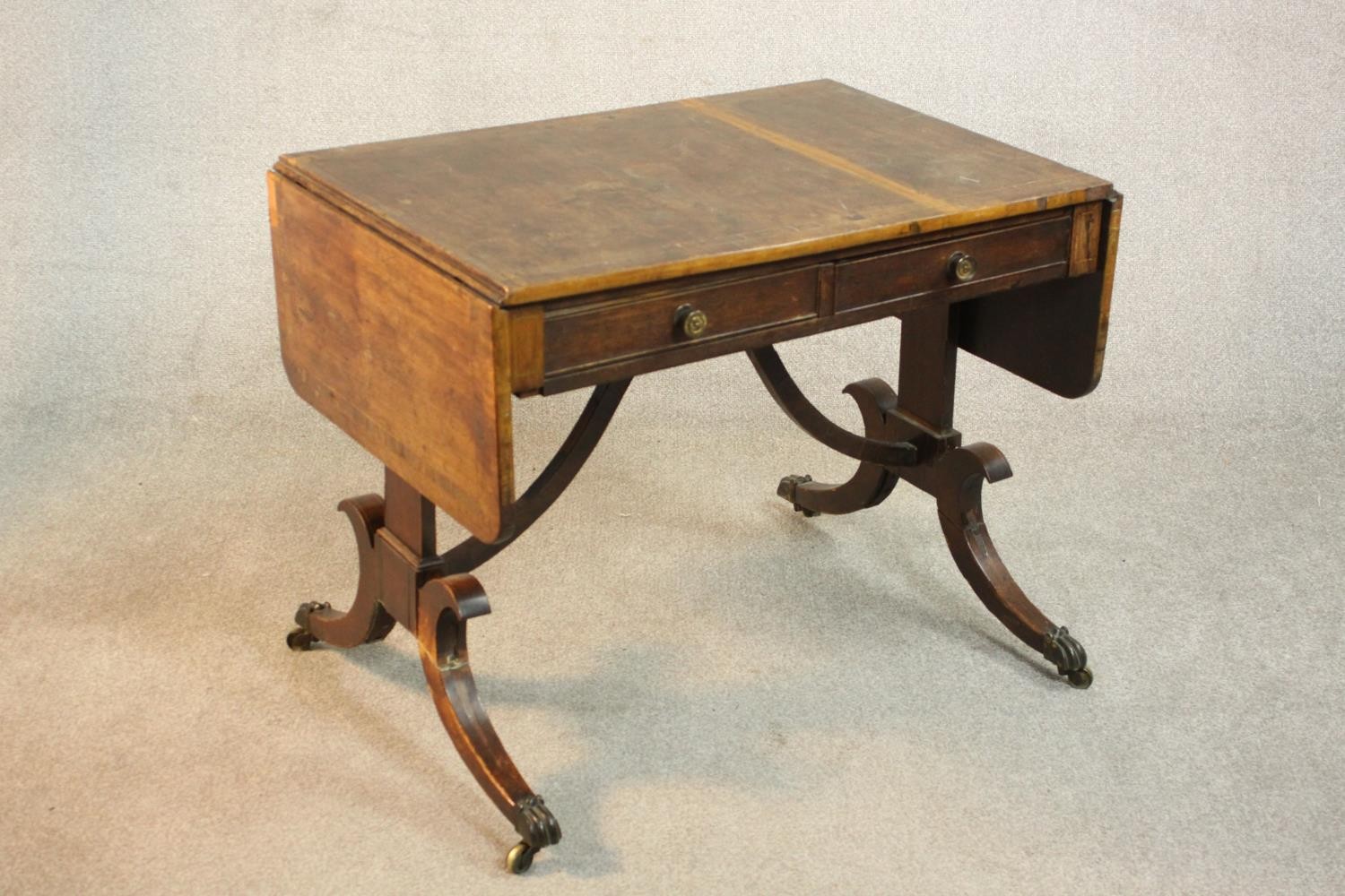 A George III mahogany and crossbanded sofa table with two drop leaves and two drawers, on end - Image 3 of 9