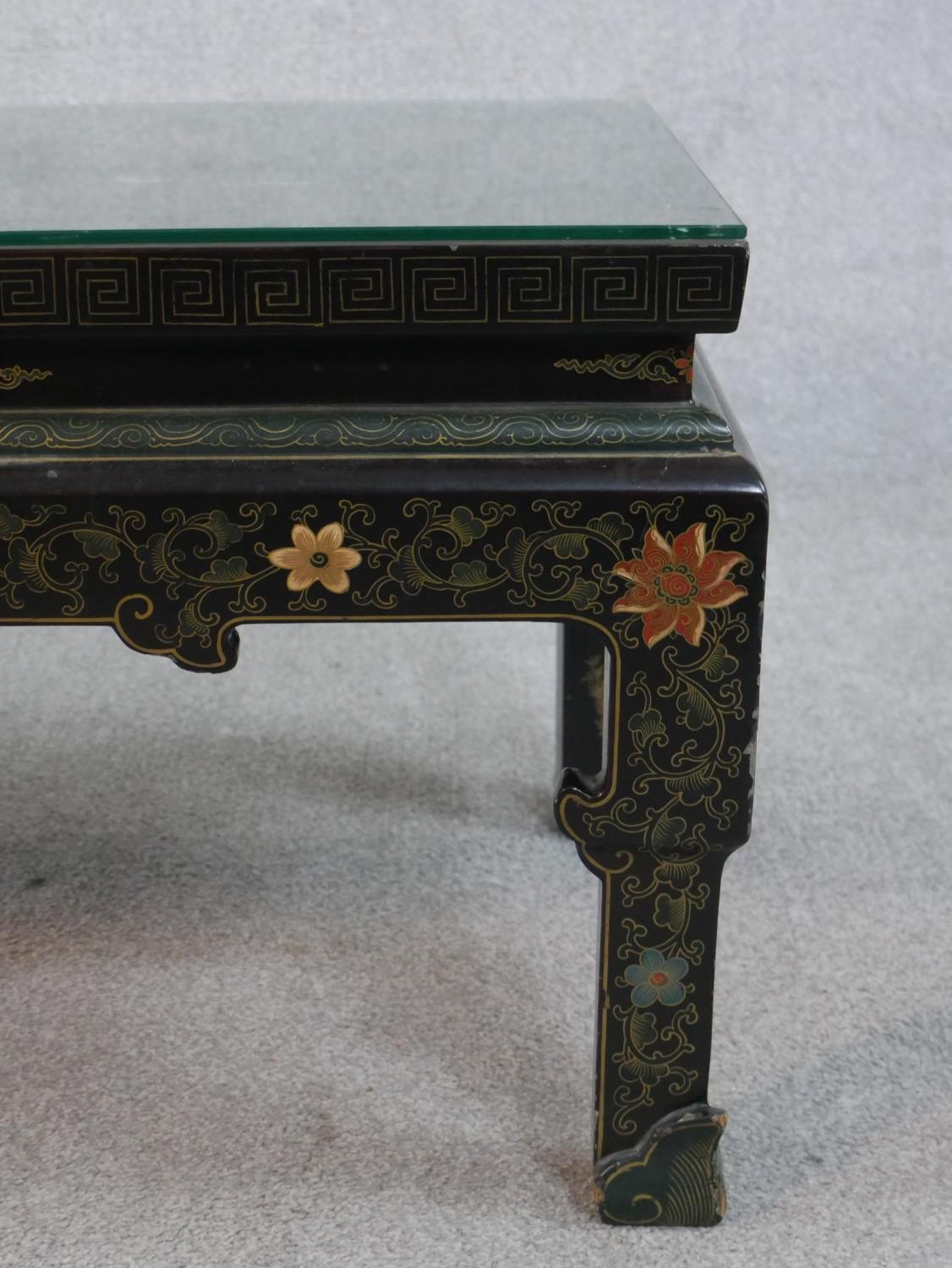 A Chinese lacquered coffee table with all over hand painted decoration. With plate glass top. H.47 - Image 5 of 6