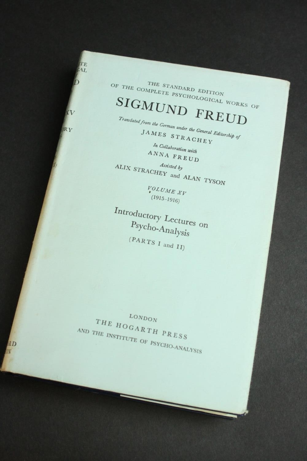 Sixteen volumes of the Complete Psychological Works of Sigmund Freud and other works by Sigmund - Image 3 of 7