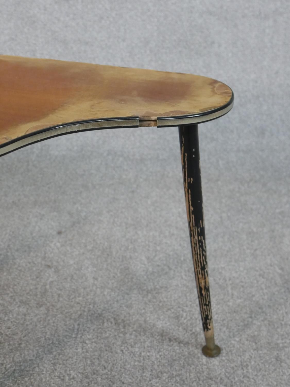 A pair of mid century shaped top occasional tables with lacquered tops on dansette supports. H.40 - Image 3 of 4