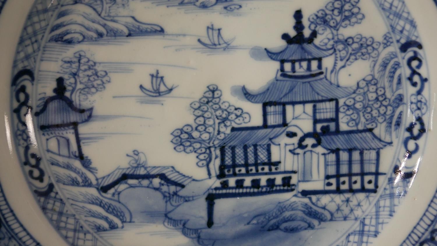 Six 18th century Chinese export blue and white hand painted porcelain octagonal dishes decorated - Image 3 of 6