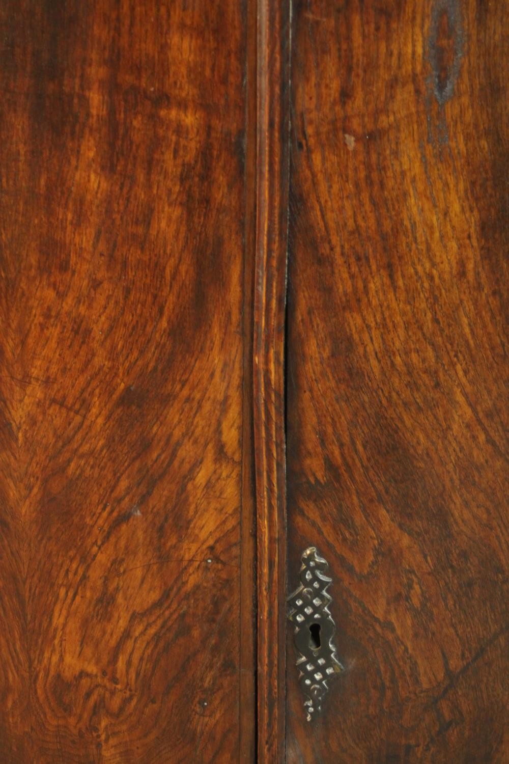 An 18th century bow front corner cabinet, with two doors enclosing shelves and three short - Image 7 of 7