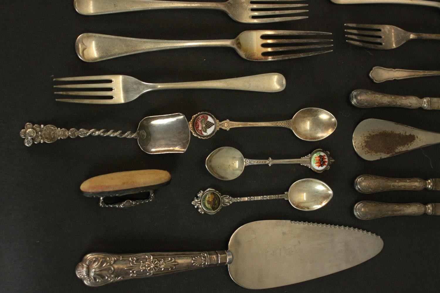 A collection of various silver plate cutlery, including a knife sharpener with antler handle, shoe - Image 5 of 5