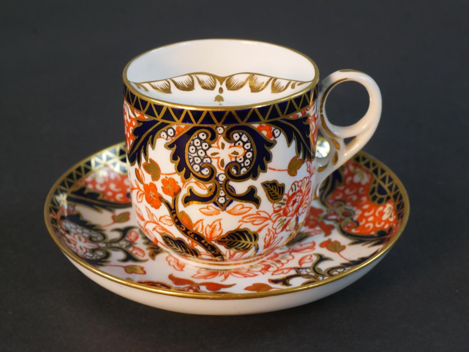 A collection of nine hand painted and gilded Imari and Japan design Crown Derby pieces, including - Image 7 of 11