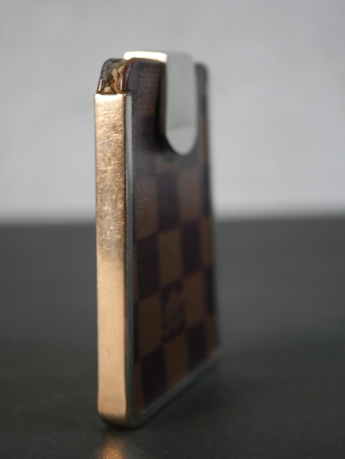 A vintage Louis Vuitton checkerboard design card holder with silver coloured metal hinge clasp and - Image 4 of 6