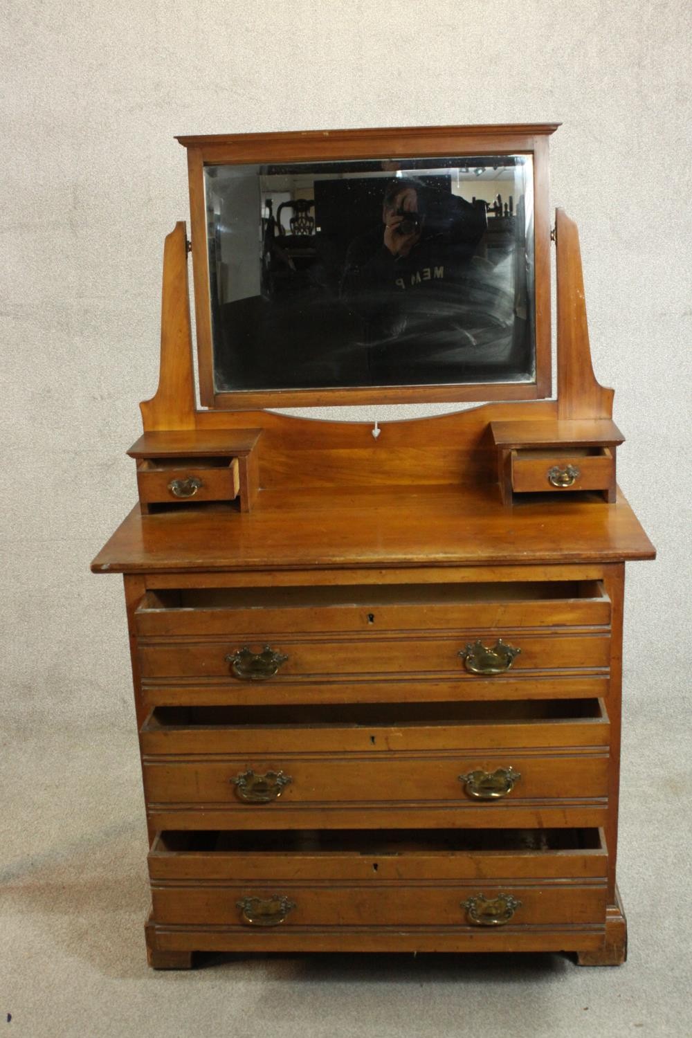 A late Victorian dressing chest, with a rectangular bevelled mirror over two small drawers, above - Image 5 of 9