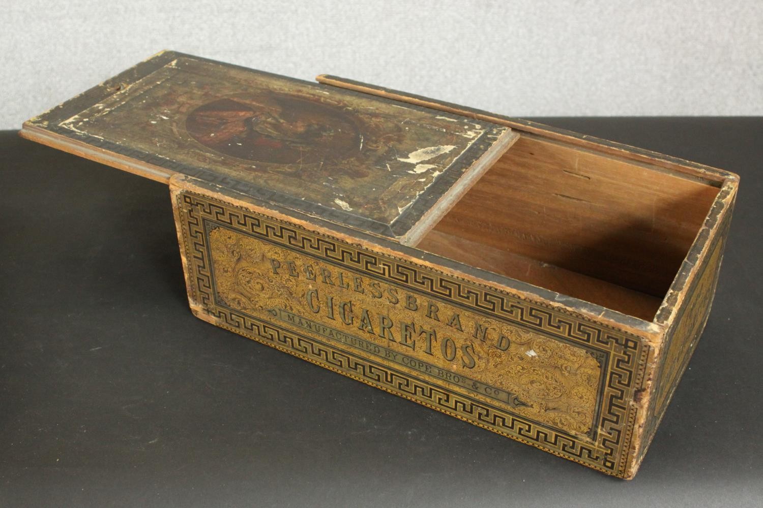 A collection of boxes, including a painted metal box, a vintage cigarette box, a large mahogany - Image 11 of 13
