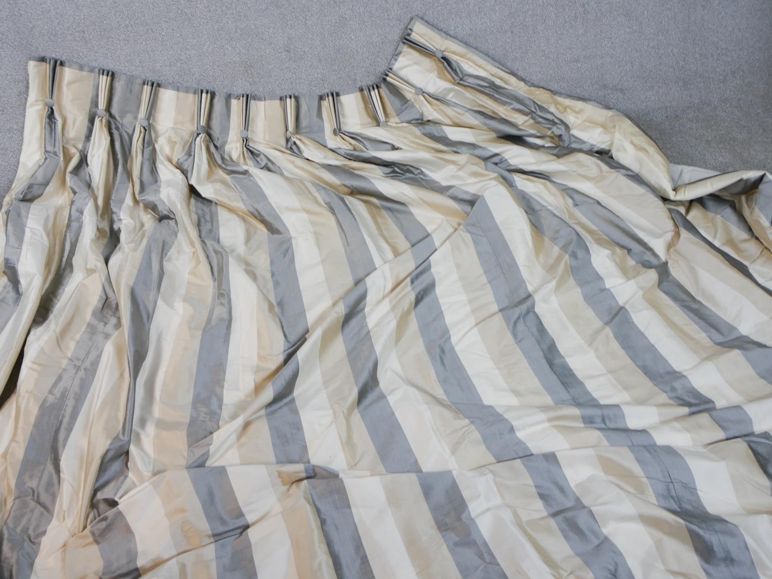 A pair of fully lined heavy striped cream, white and grey silk/cotton mix curtains, ruched and - Image 3 of 6